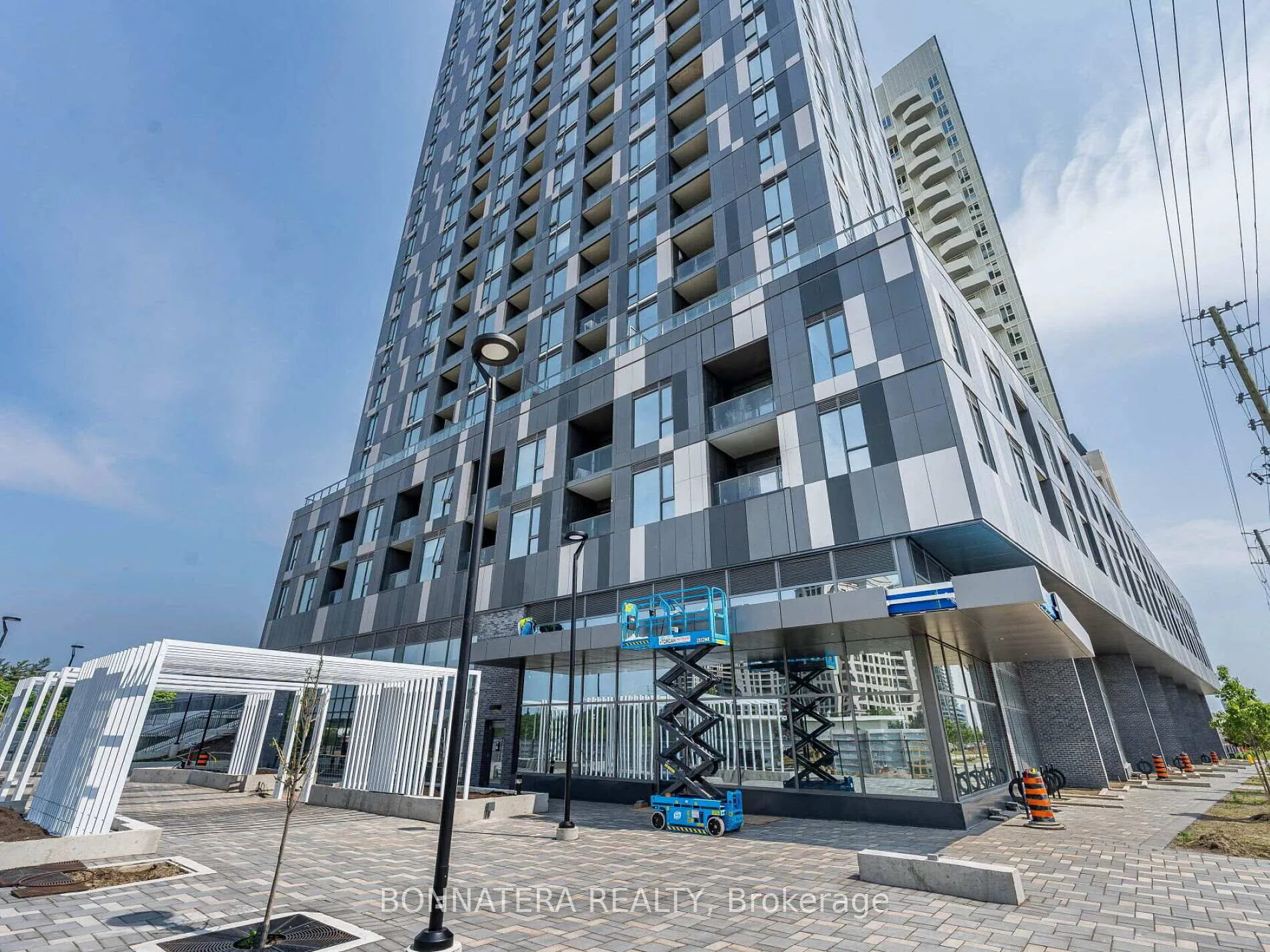 Photo 39 of Unit 2424, 498 Caldari Road, Vaughan, Concord — HOMEH
