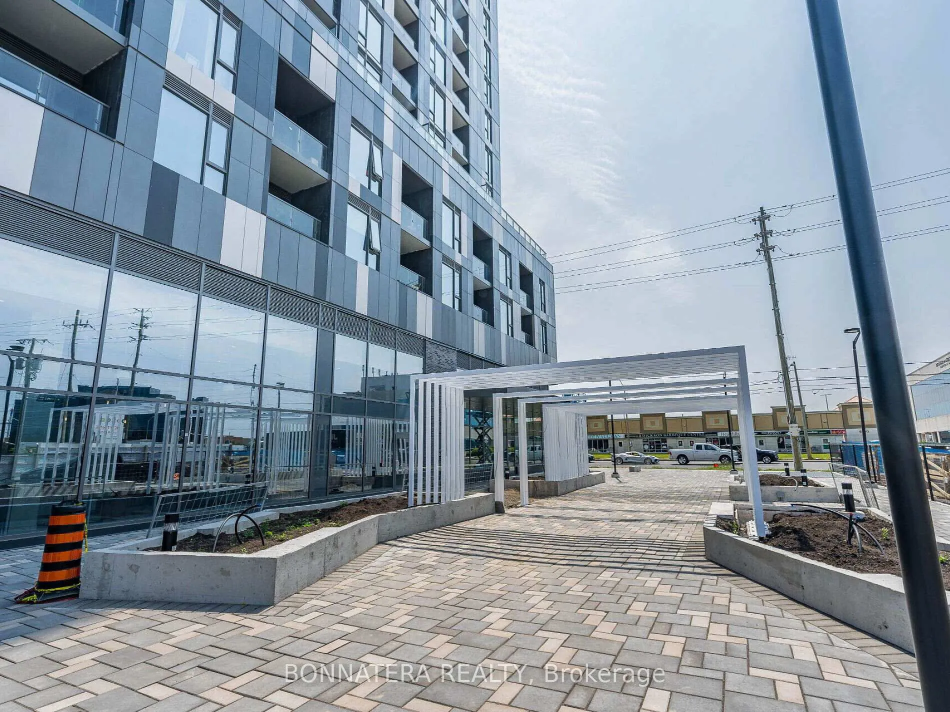 Photo 40 of Unit 2424, 498 Caldari Road, Vaughan, Concord — HOMEH