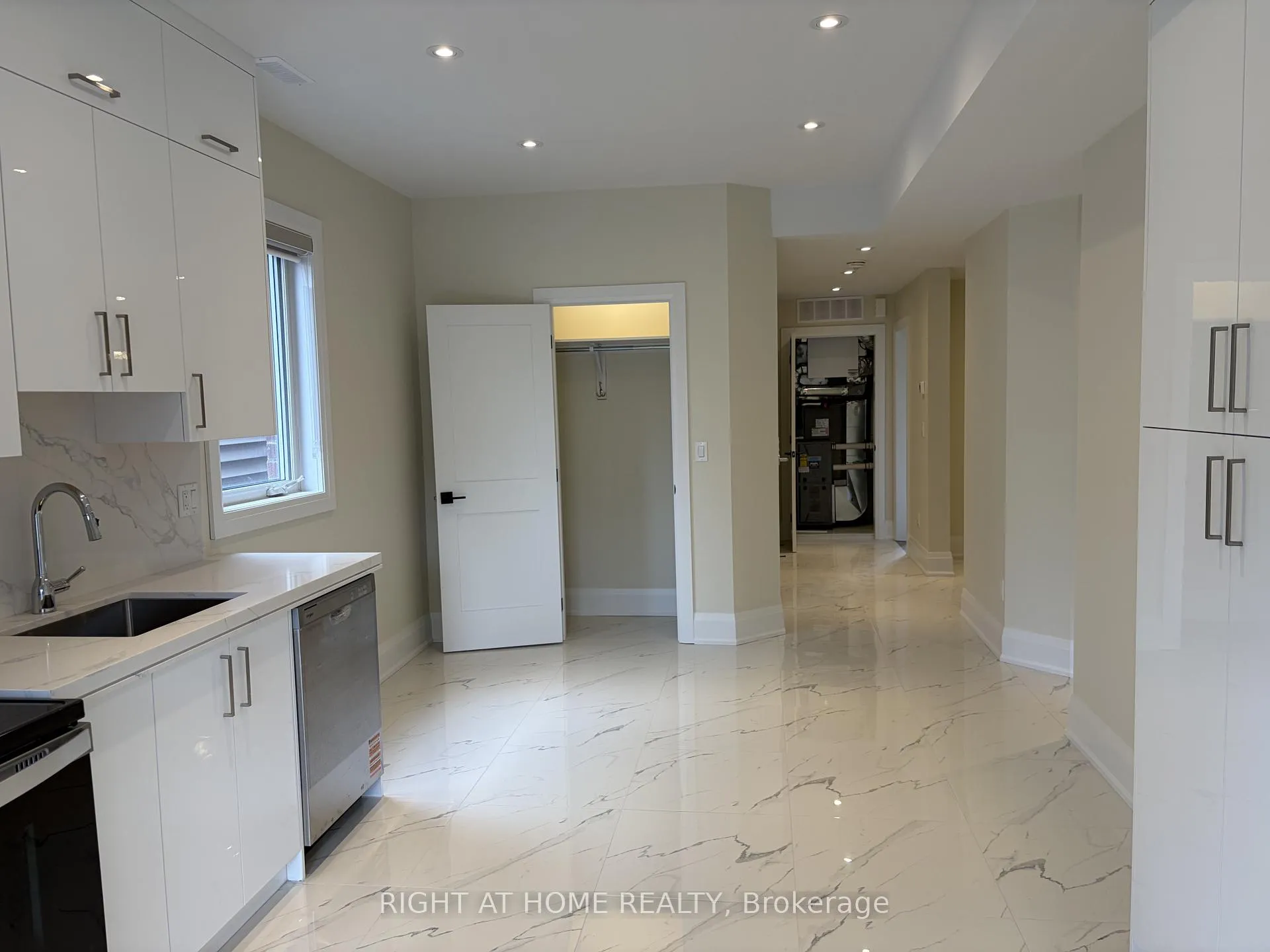 Photo 11 of Unit Apt 2, 225 Mcroberts Avenue, Toronto, Corso Italia-Davenport — HOMEH