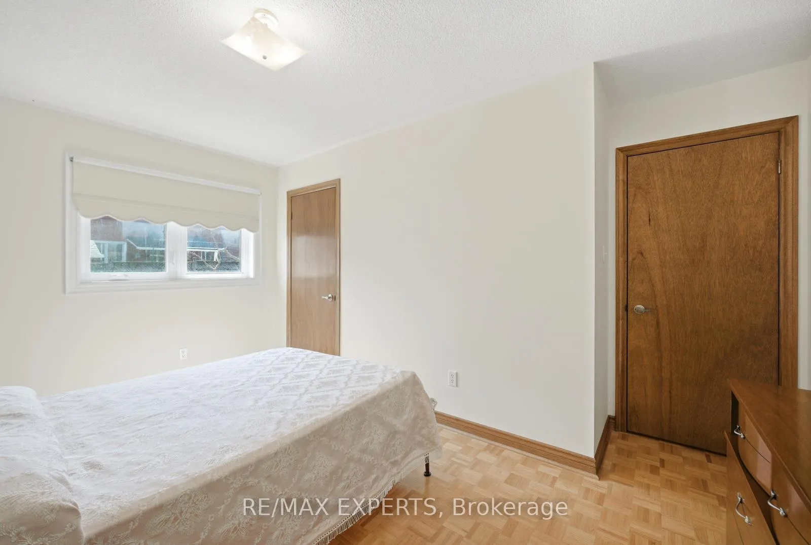 Photo 13 of 92 Mapes Avenue, Vaughan, West Woodbridge — HOMEH