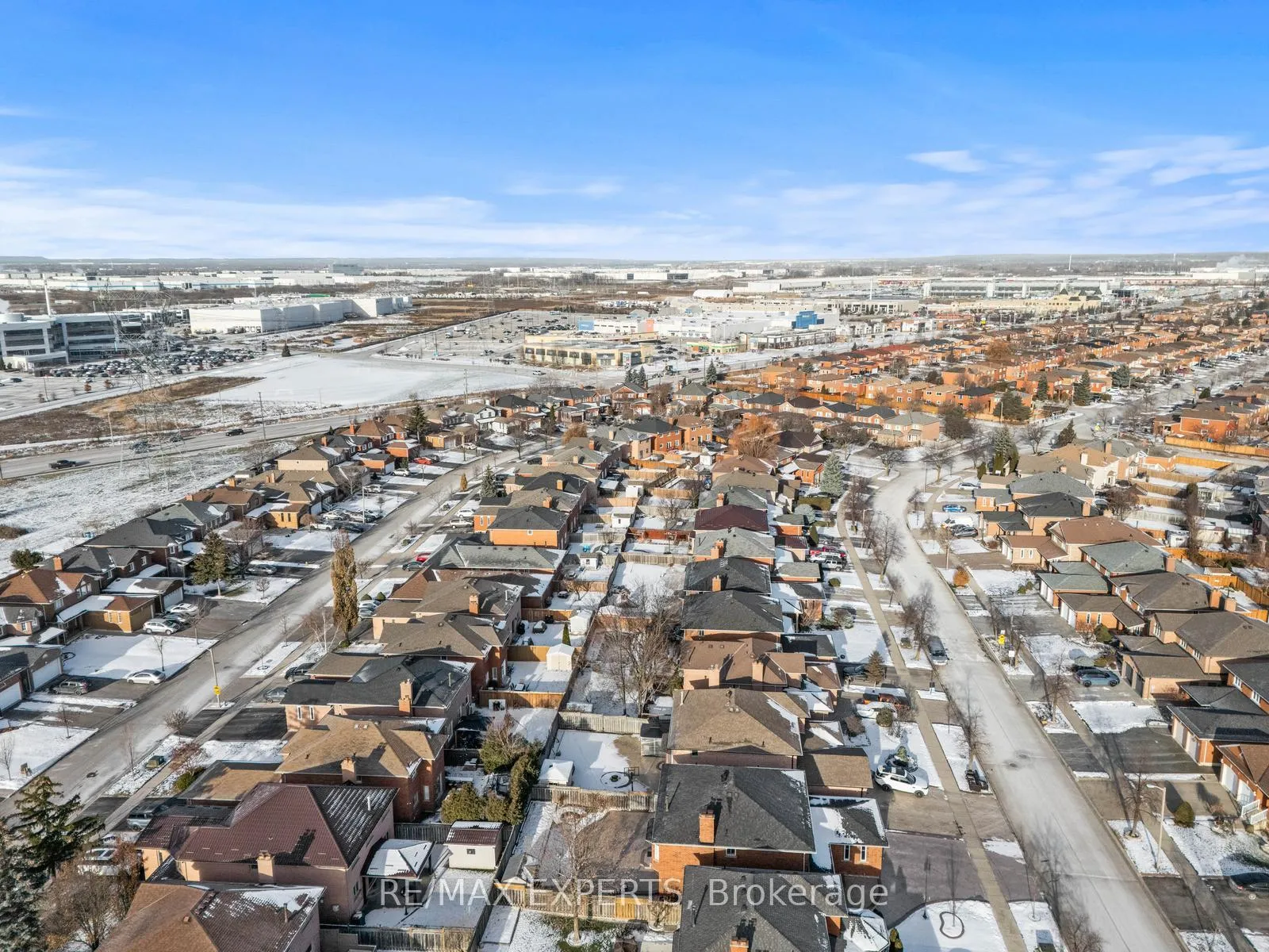 Photo 37 of 92 Mapes Avenue, Vaughan, West Woodbridge — HOMEH