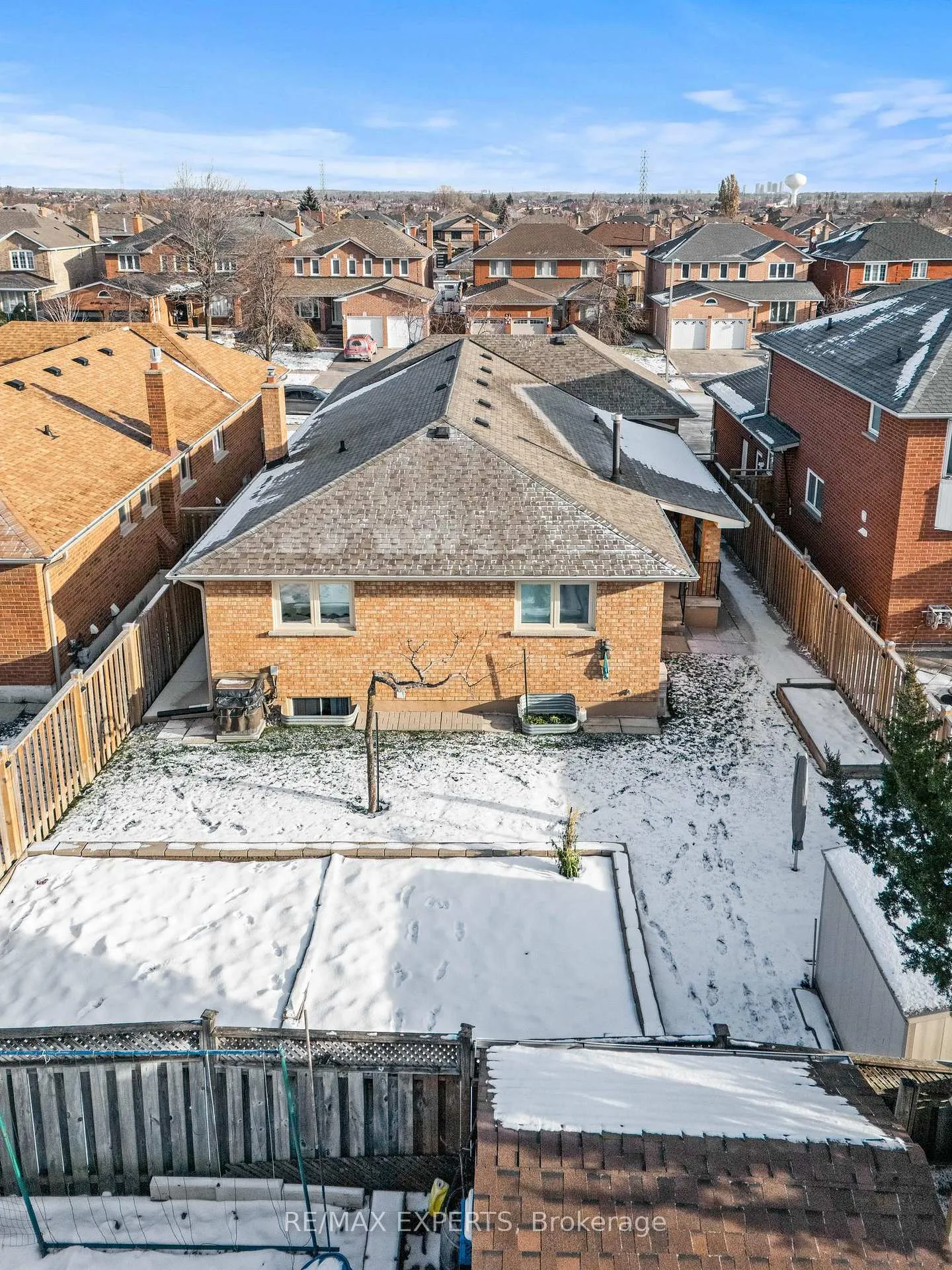 Photo 38 of 92 Mapes Avenue, Vaughan, West Woodbridge — HOMEH