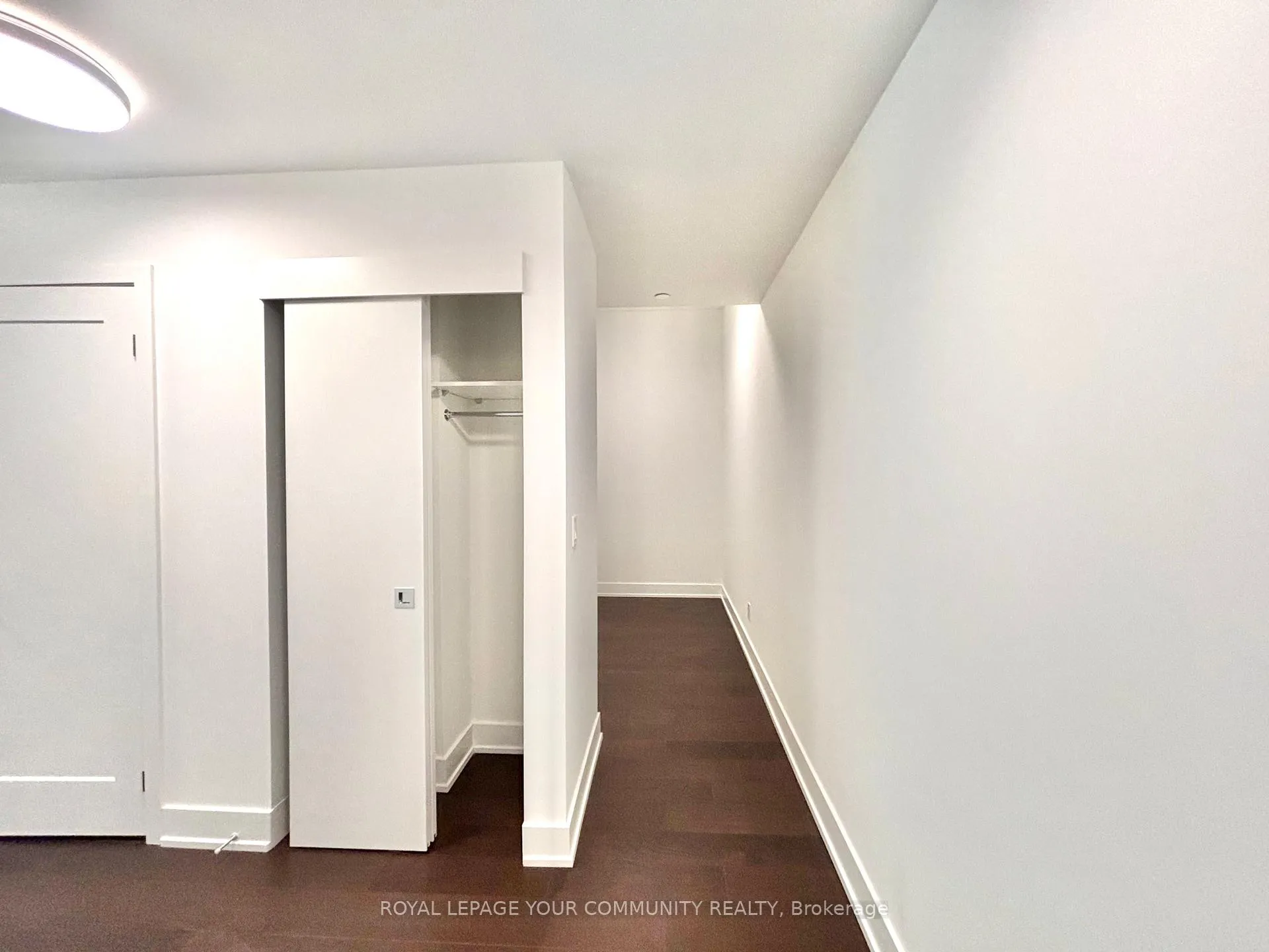 Photo 3 of Unit 306, 8 Manor Road, Toronto, Yonge-Eglinton — HOMEH