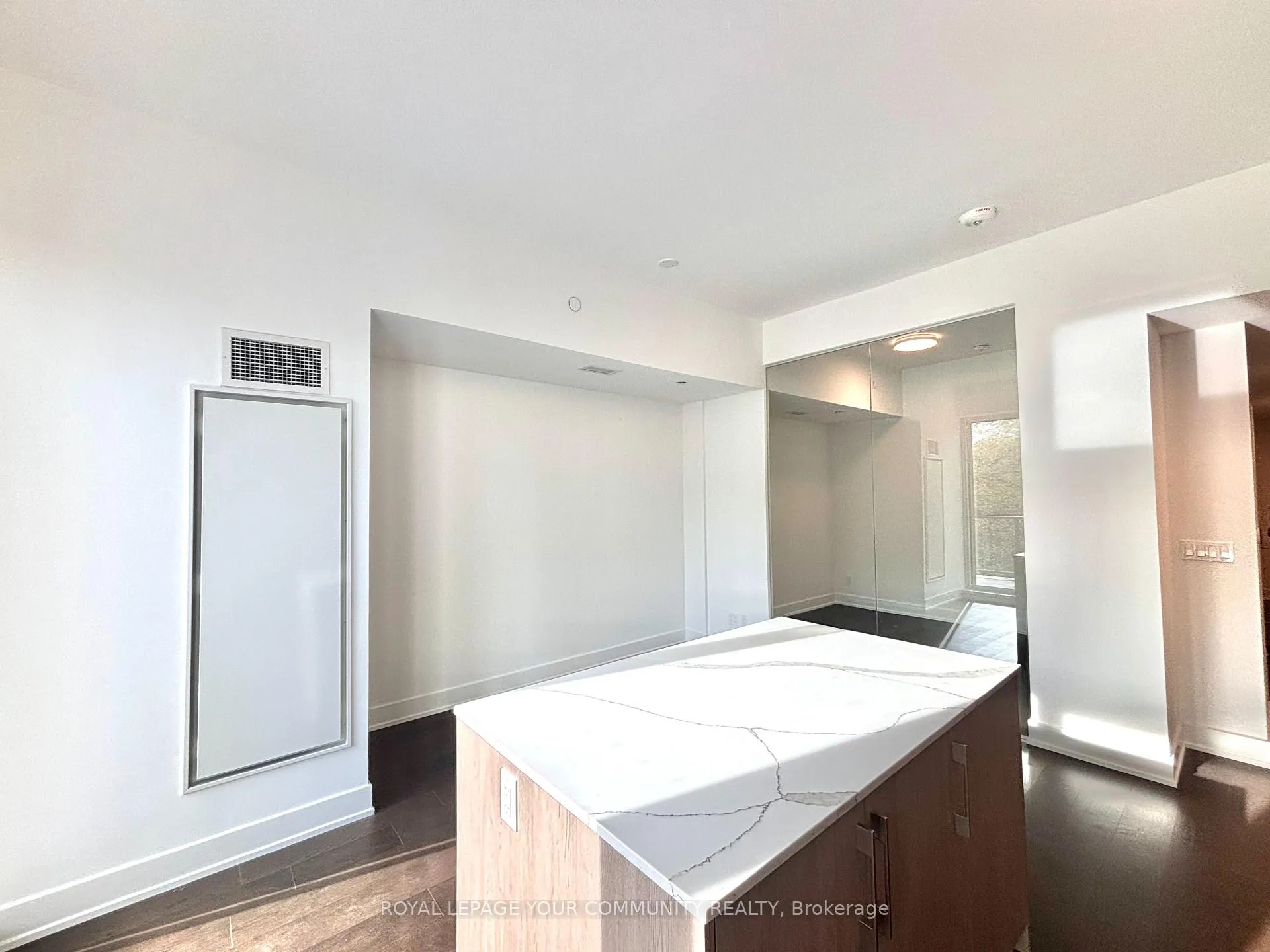 Photo 18 of Unit 306, 8 Manor Road, Toronto, Yonge-Eglinton — HOMEH