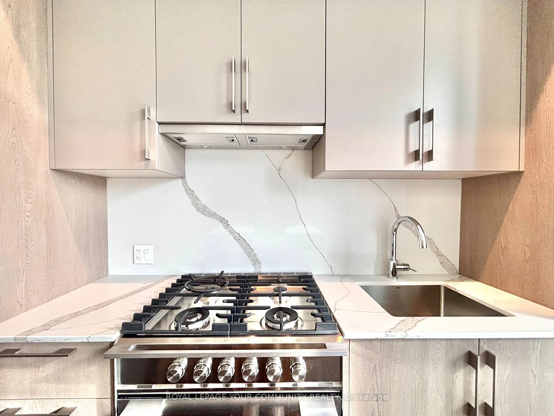Photo 19 of Unit 306, 8 Manor Road, Toronto, Yonge-Eglinton — HOMEH
