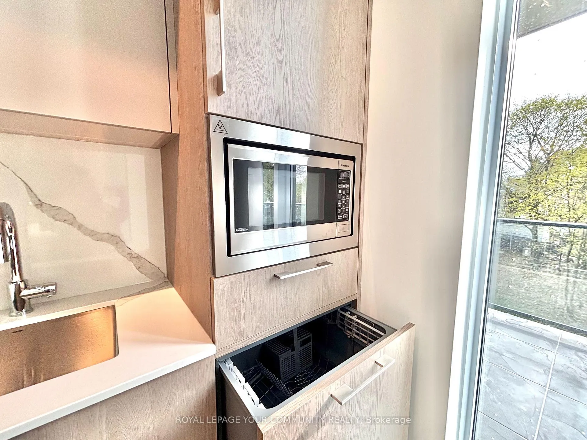 Photo 24 of Unit 306, 8 Manor Road, Toronto, Yonge-Eglinton — HOMEH