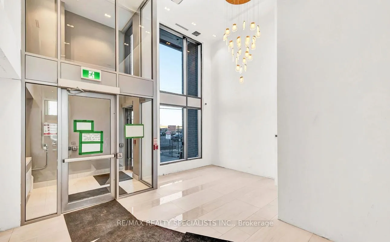 Photo 5 of Unit 1305, 2782 Barton Street E, Hamilton, Riverdale — HOMEH