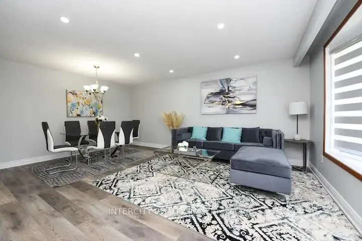 Photo 4 of 13 Armbro Avenue, Brampton, Brampton South — HOMEH