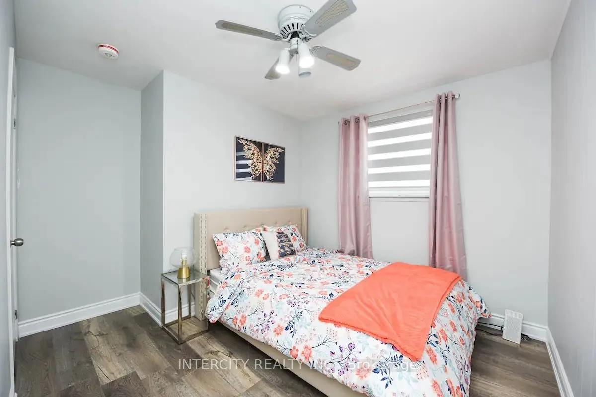 Photo 7 of 13 Armbro Avenue, Brampton, Brampton South — HOMEH