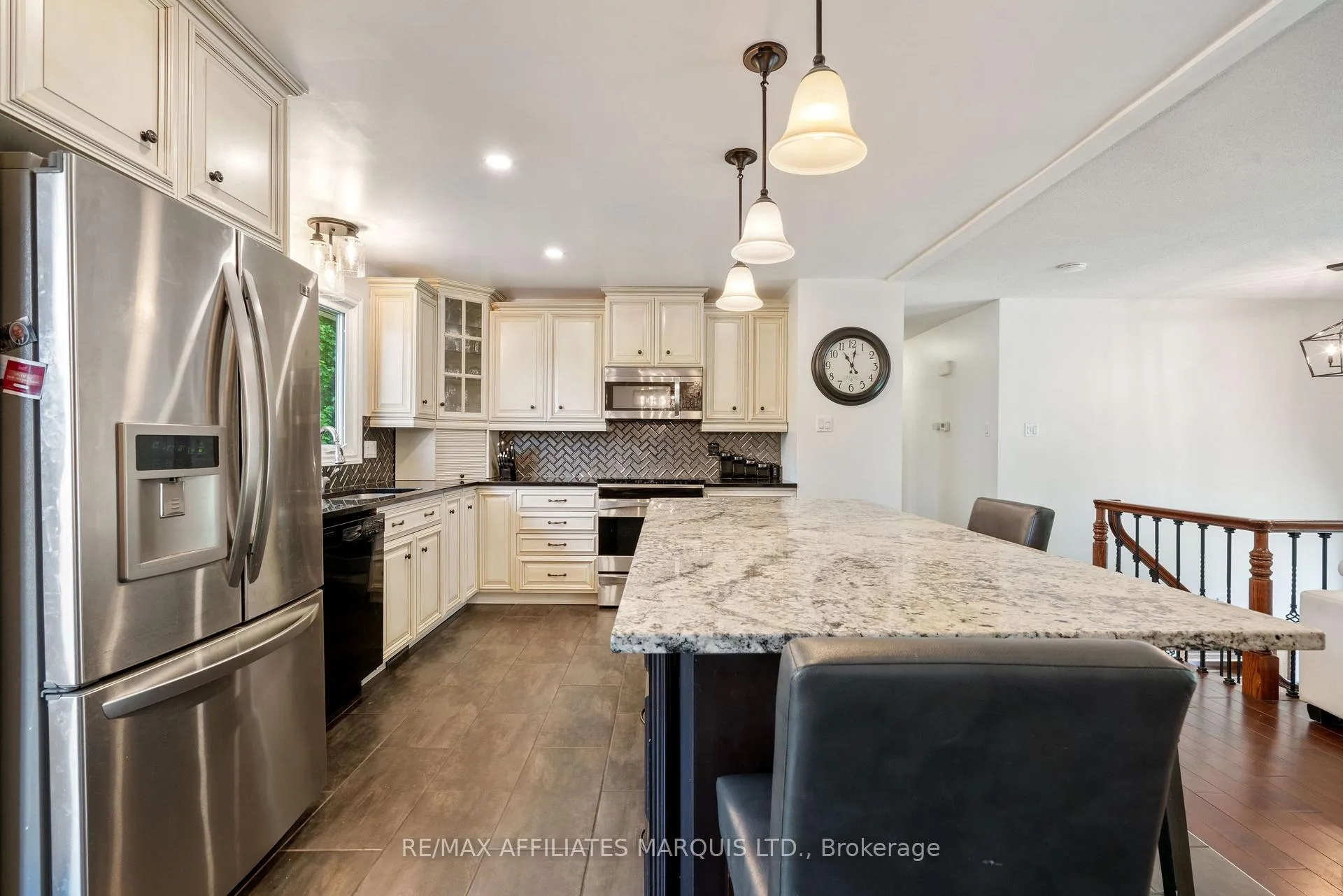 Photo 8 of 1507 Catherine Street, Cornwall — HOMEH
