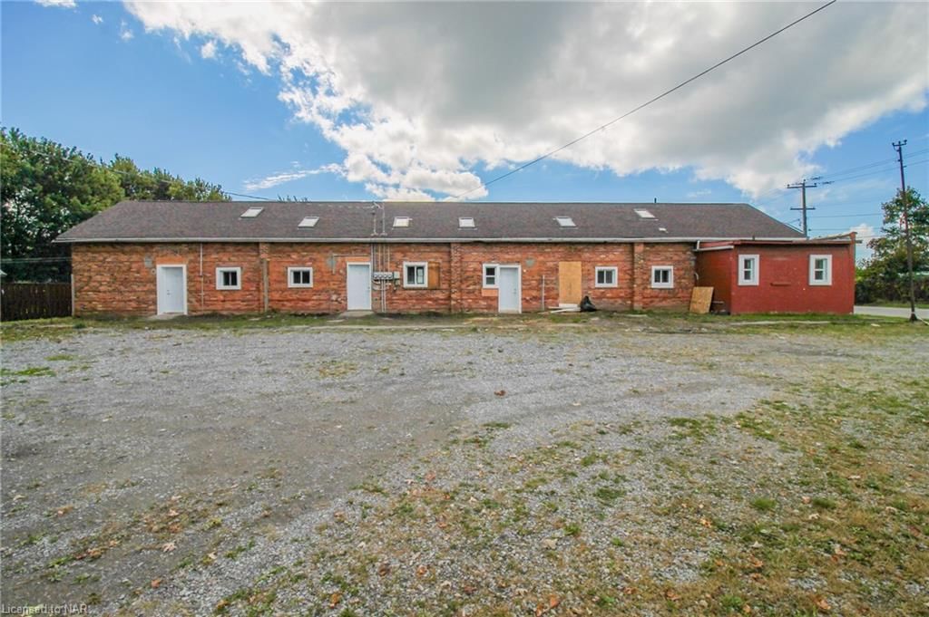 Front of Unit 3, 185 Welland Street