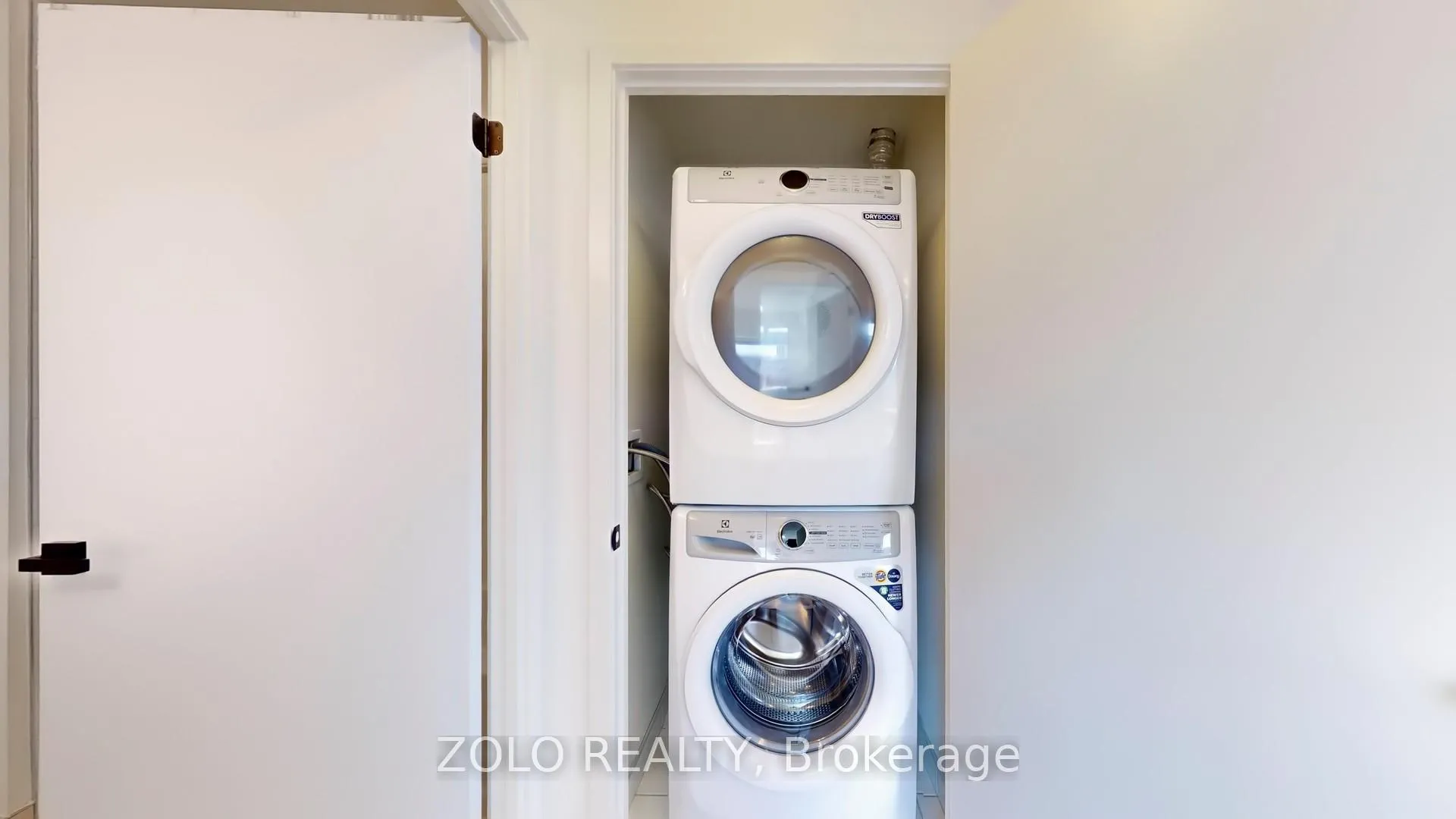 Photo 18 of Unit 1110, 38 Andre De Grasse Street, Markham, Unionville — HOMEH
