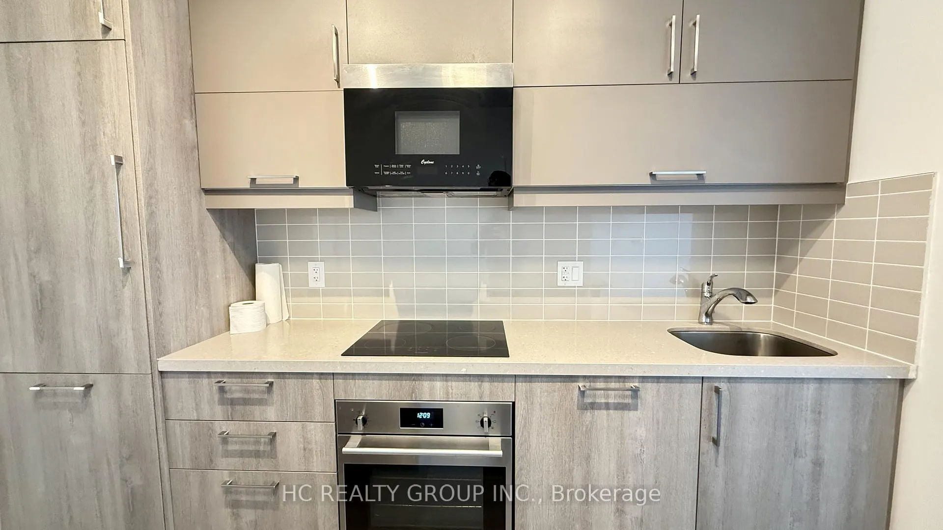 Photo 3 of Unit A1204, 8119 Birchmount Rd, Markham, Unionville — HOMEH