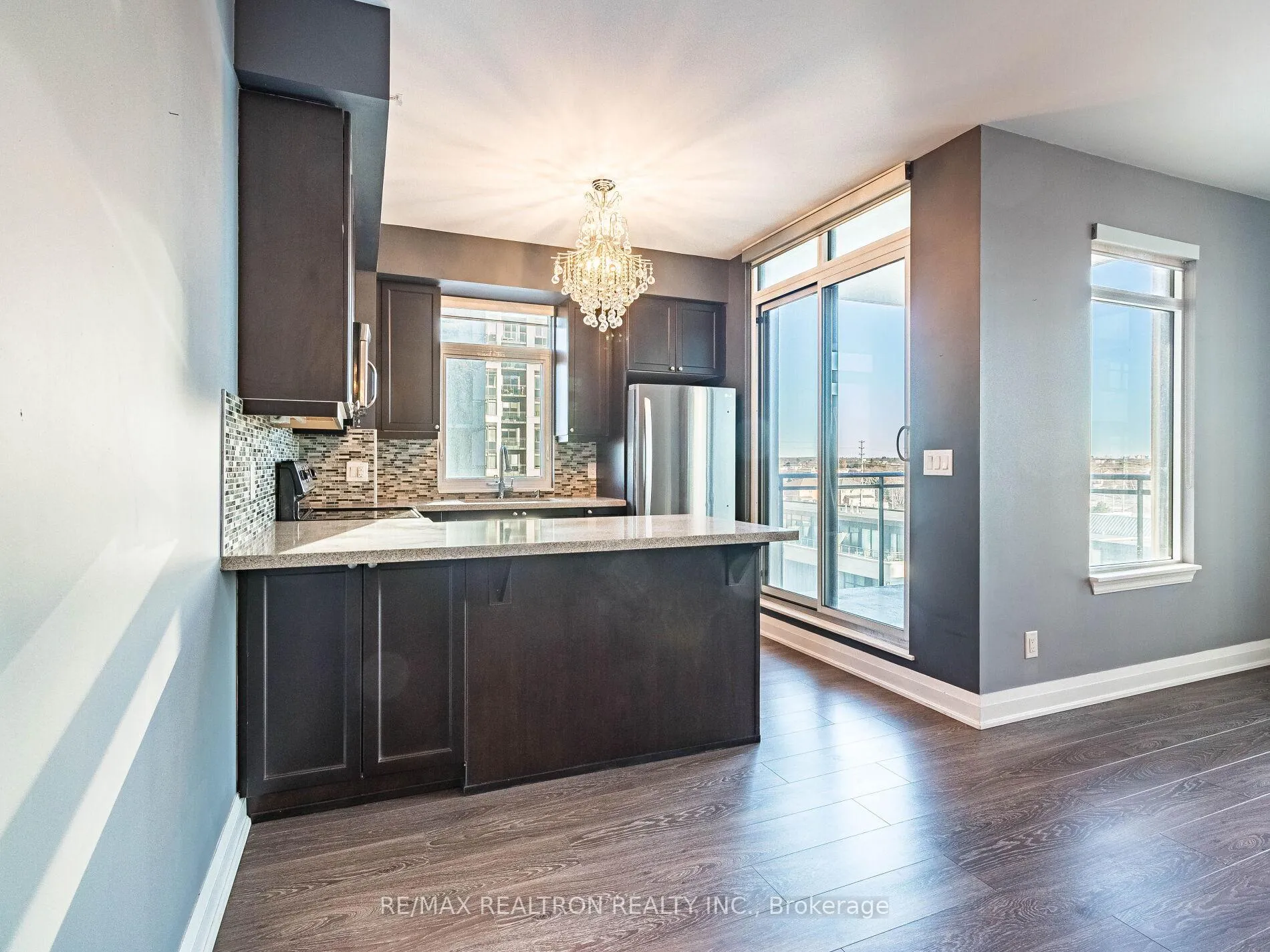 Photo 11 of Unit 404, 24 Woodstream Boulevard, Vaughan, Vaughan Grove — HOMEH