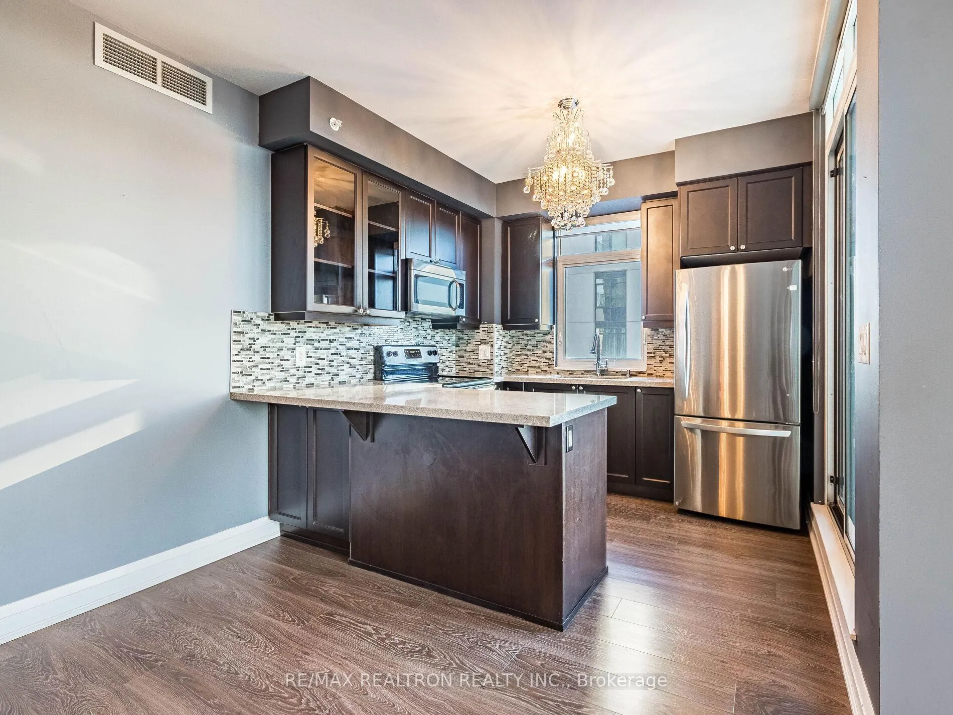 Photo 12 of Unit 404, 24 Woodstream Boulevard, Vaughan, Vaughan Grove — HOMEH