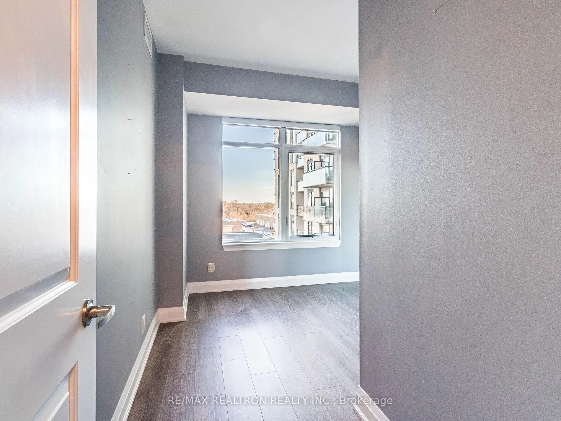 Photo 14 of Unit 404, 24 Woodstream Boulevard, Vaughan, Vaughan Grove — HOMEH