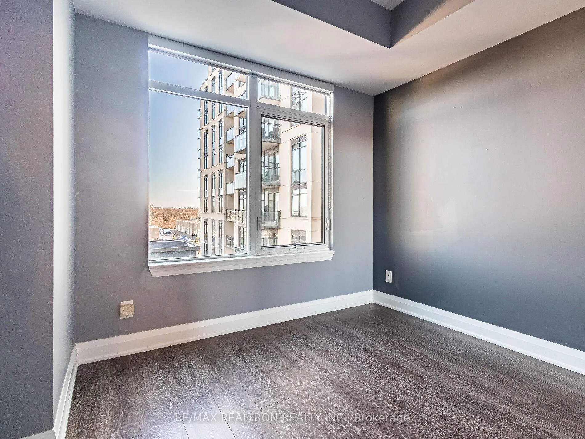 Photo 15 of Unit 404, 24 Woodstream Boulevard, Vaughan, Vaughan Grove — HOMEH
