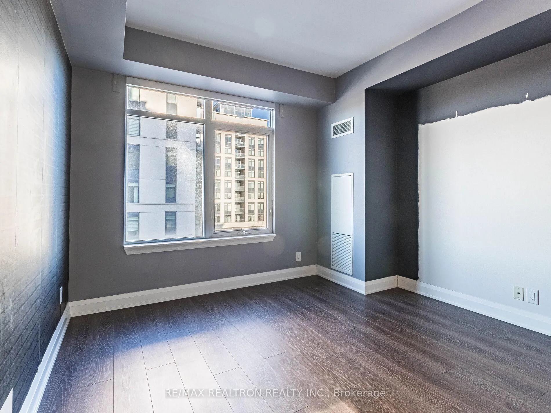 Photo 22 of Unit 404, 24 Woodstream Boulevard, Vaughan, Vaughan Grove — HOMEH