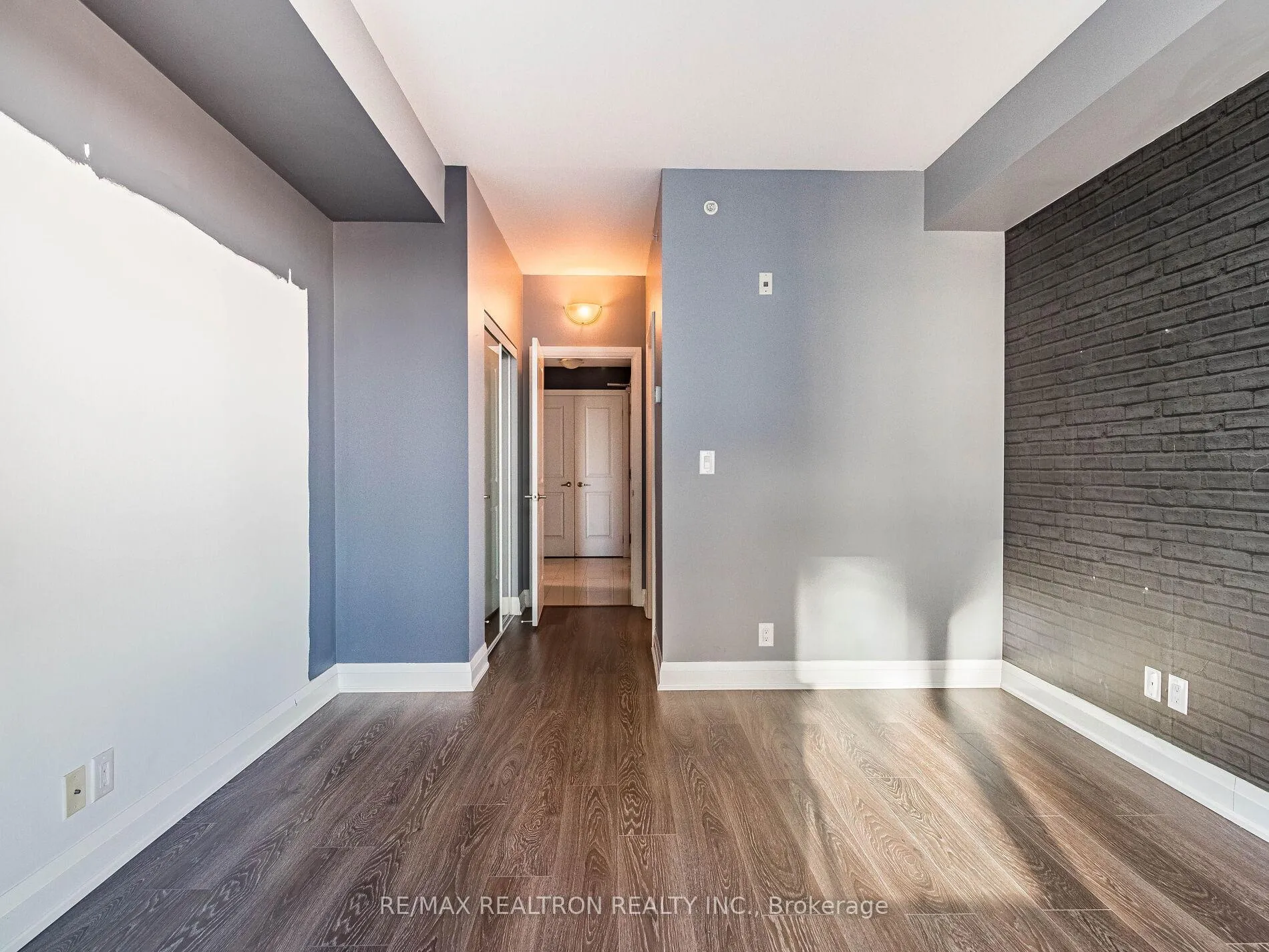 Photo 23 of Unit 404, 24 Woodstream Boulevard, Vaughan, Vaughan Grove — HOMEH