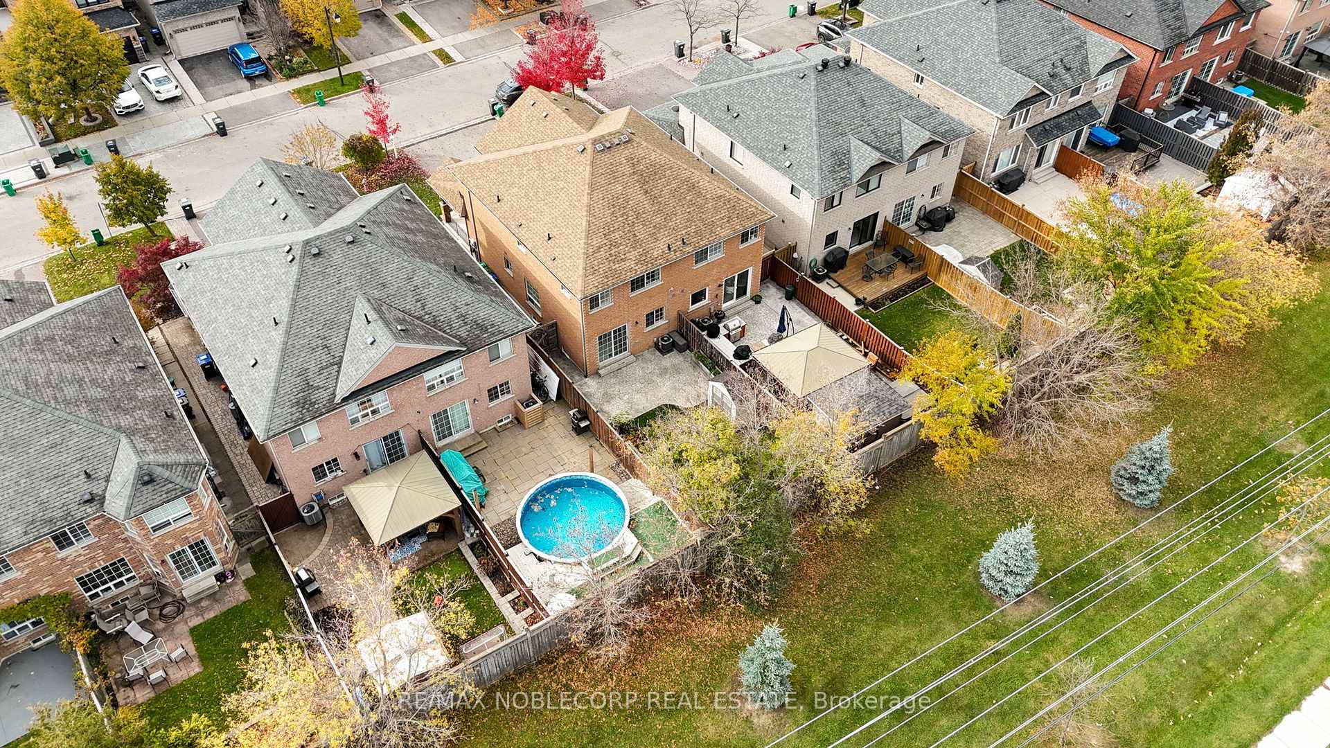 Photo 41 of 54 Lawren Harris Crescent, Caledon, Bolton West — HOMEH