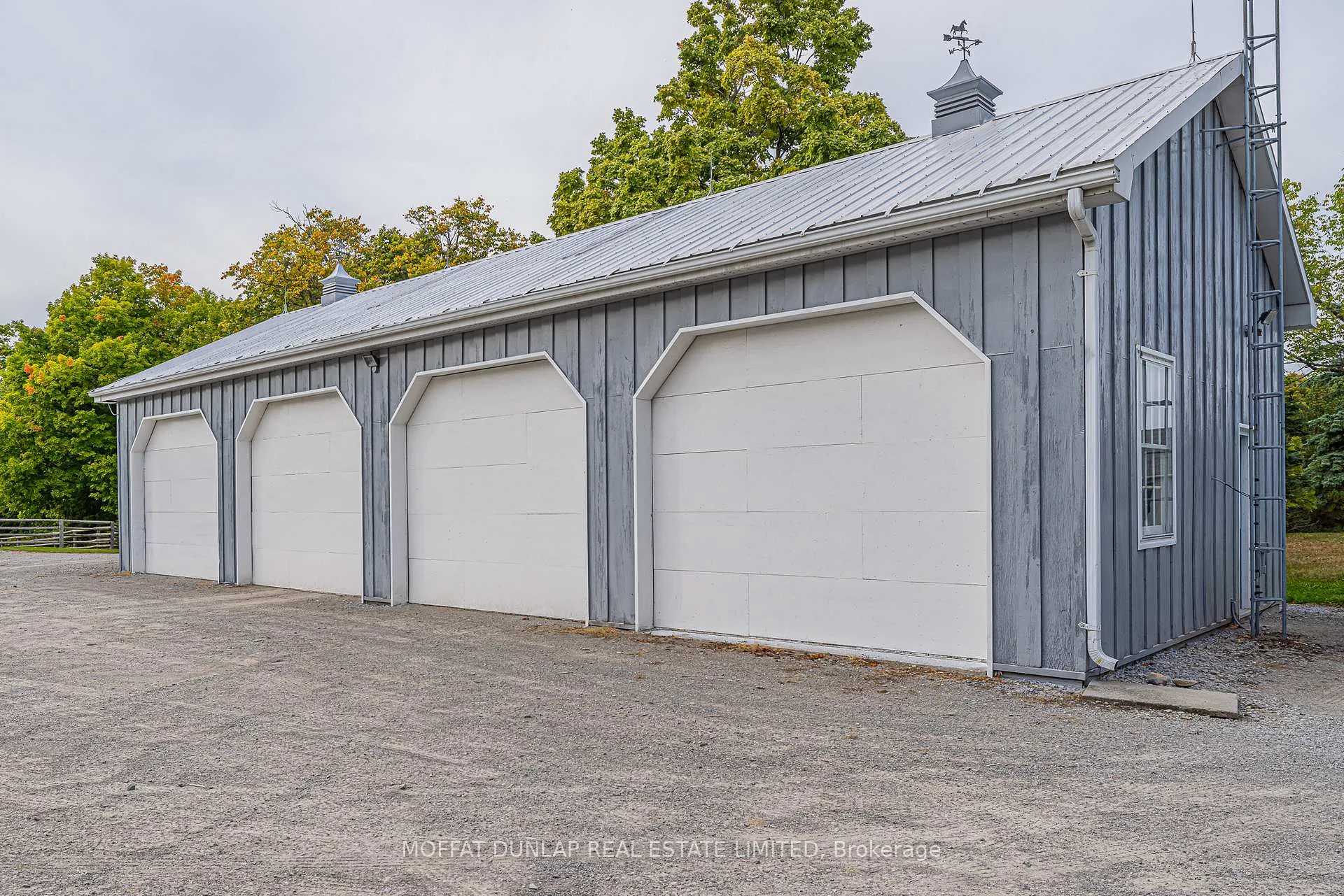 Photo 21 of 16694 Dufferin Street, King, Rural King — HOMEH