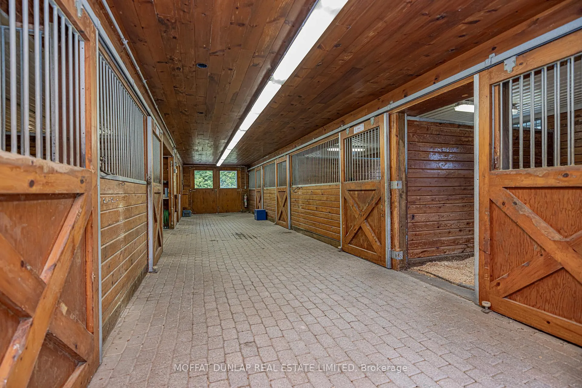 Photo 25 of 16694 Dufferin Street, King, Rural King — HOMEH