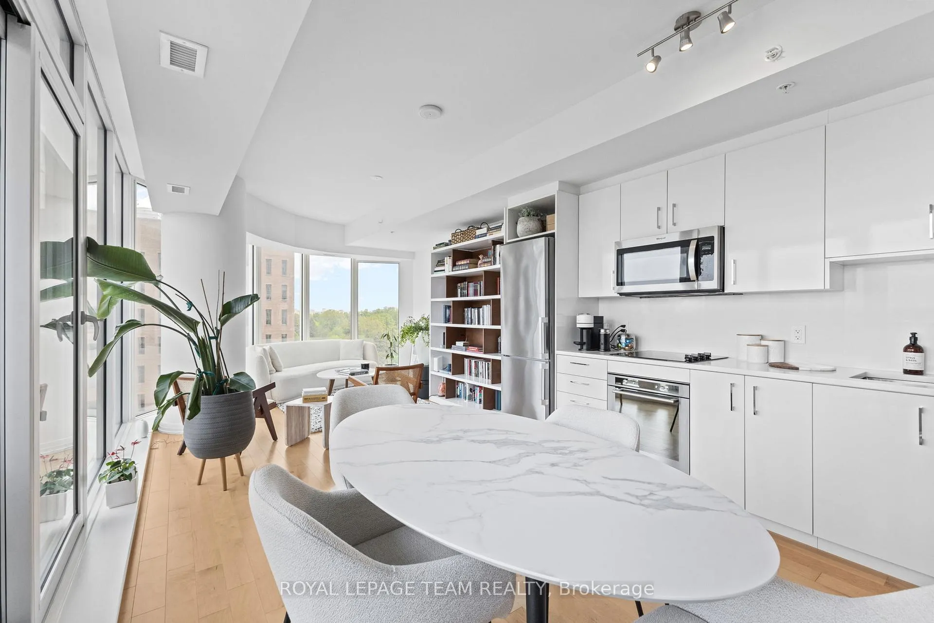 Photo 9 of Unit 809, 805 Carling Avenue, Ottawa, West Centre Town — HOMEH