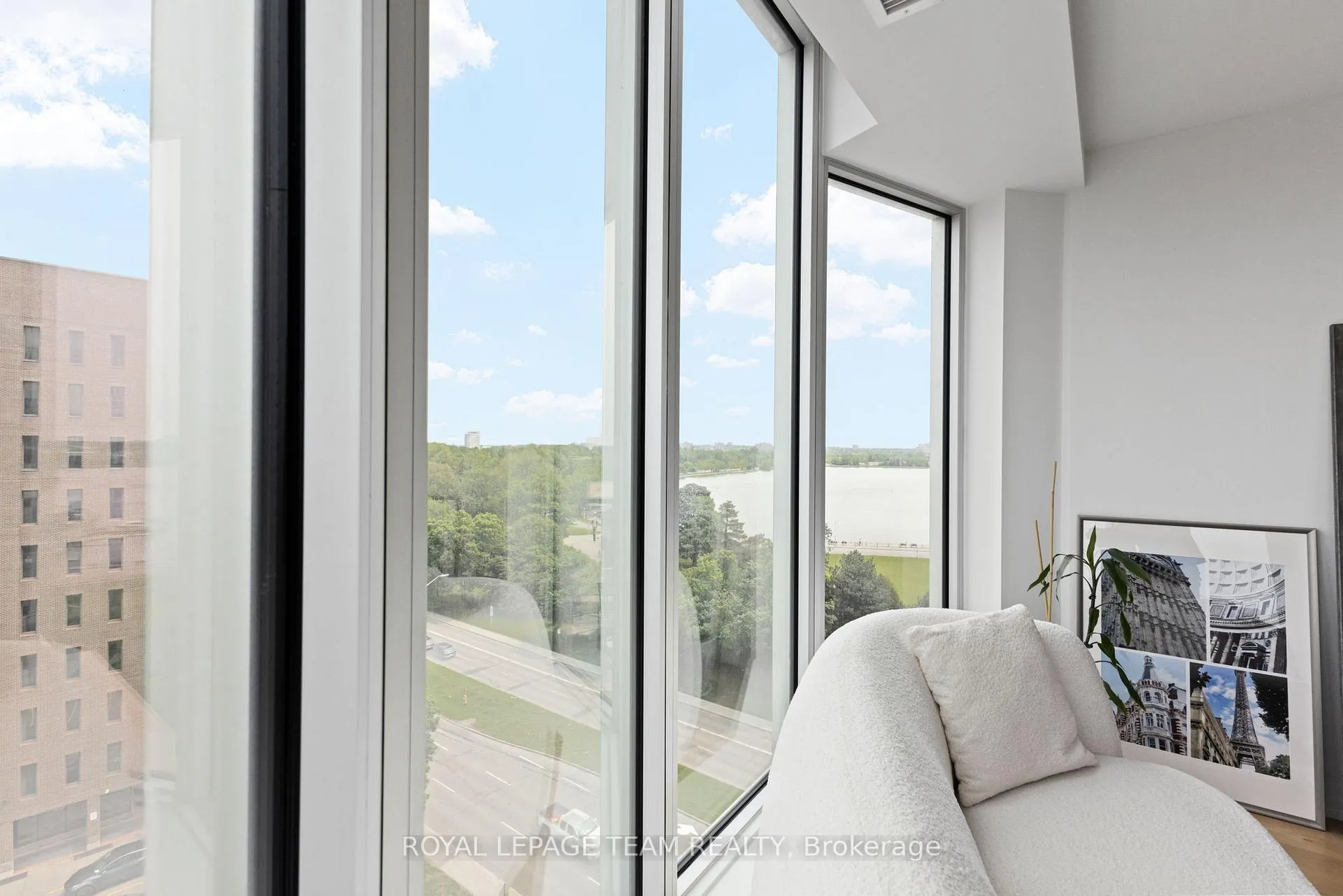 Photo 18 of Unit 809, 805 Carling Avenue, Ottawa, West Centre Town — HOMEH