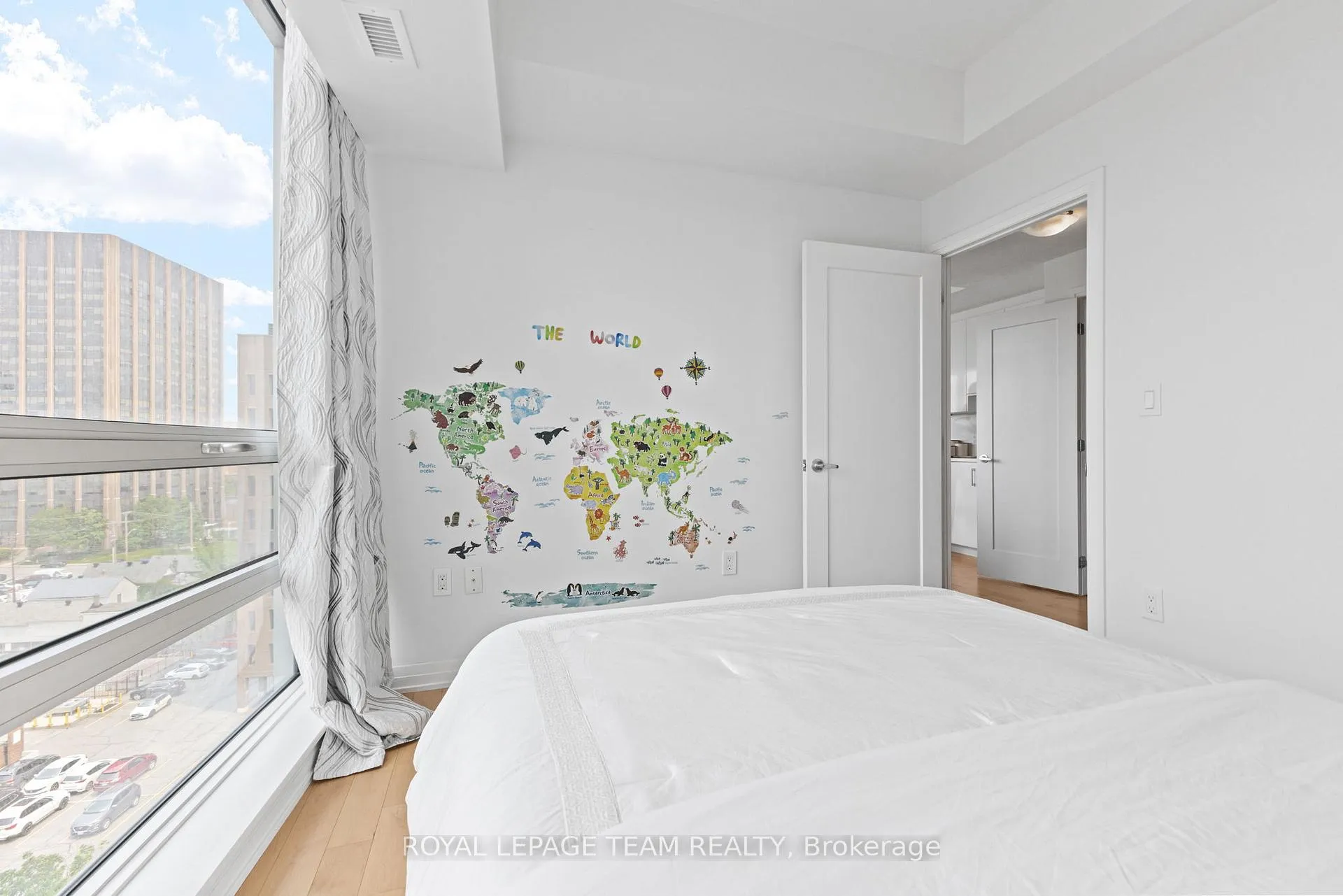 Photo 28 of Unit 809, 805 Carling Avenue, Ottawa, West Centre Town — HOMEH