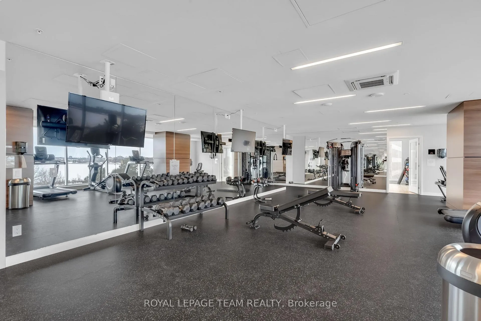 Photo 35 of Unit 809, 805 Carling Avenue, Ottawa, West Centre Town — HOMEH