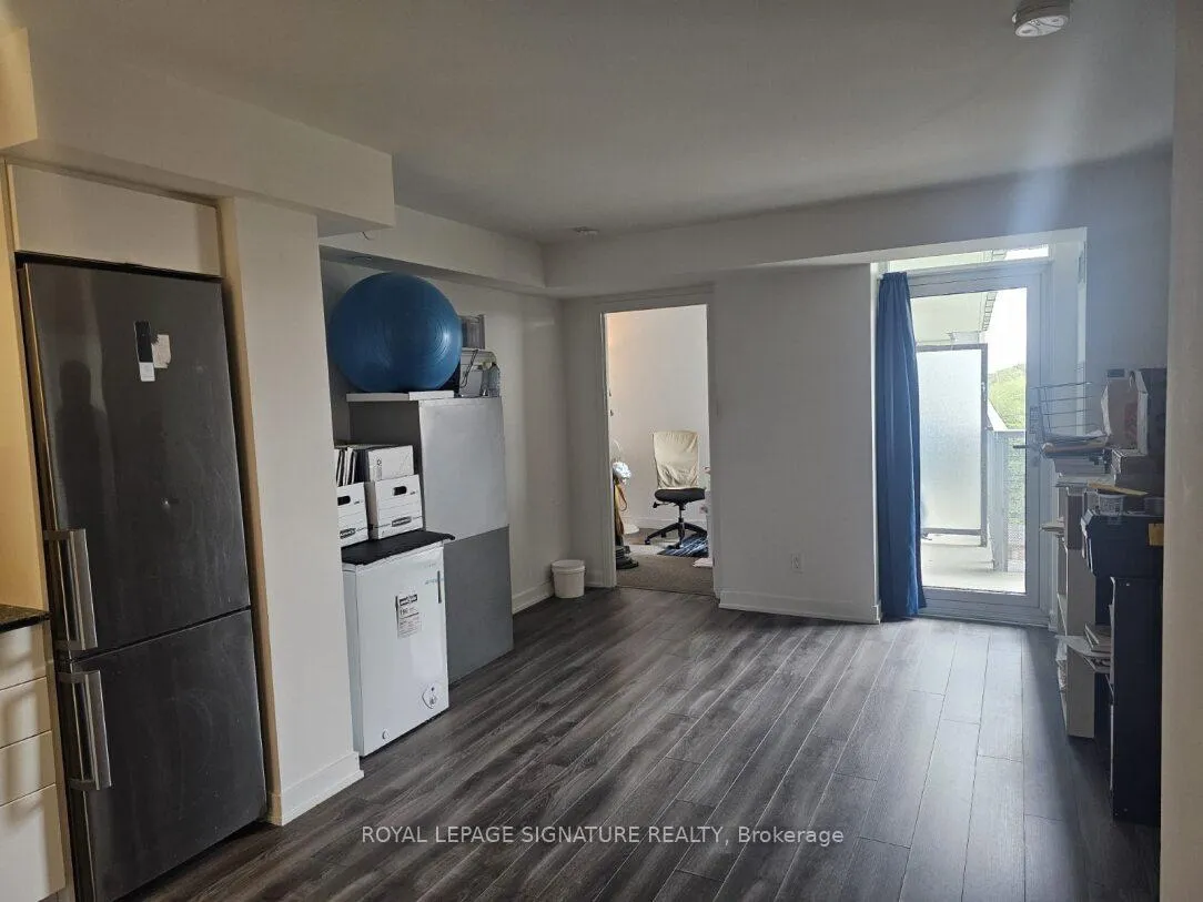 Photo 6 of Unit 617, 120 Varna Drive, Toronto, Englemount-Lawrence — HOMEH