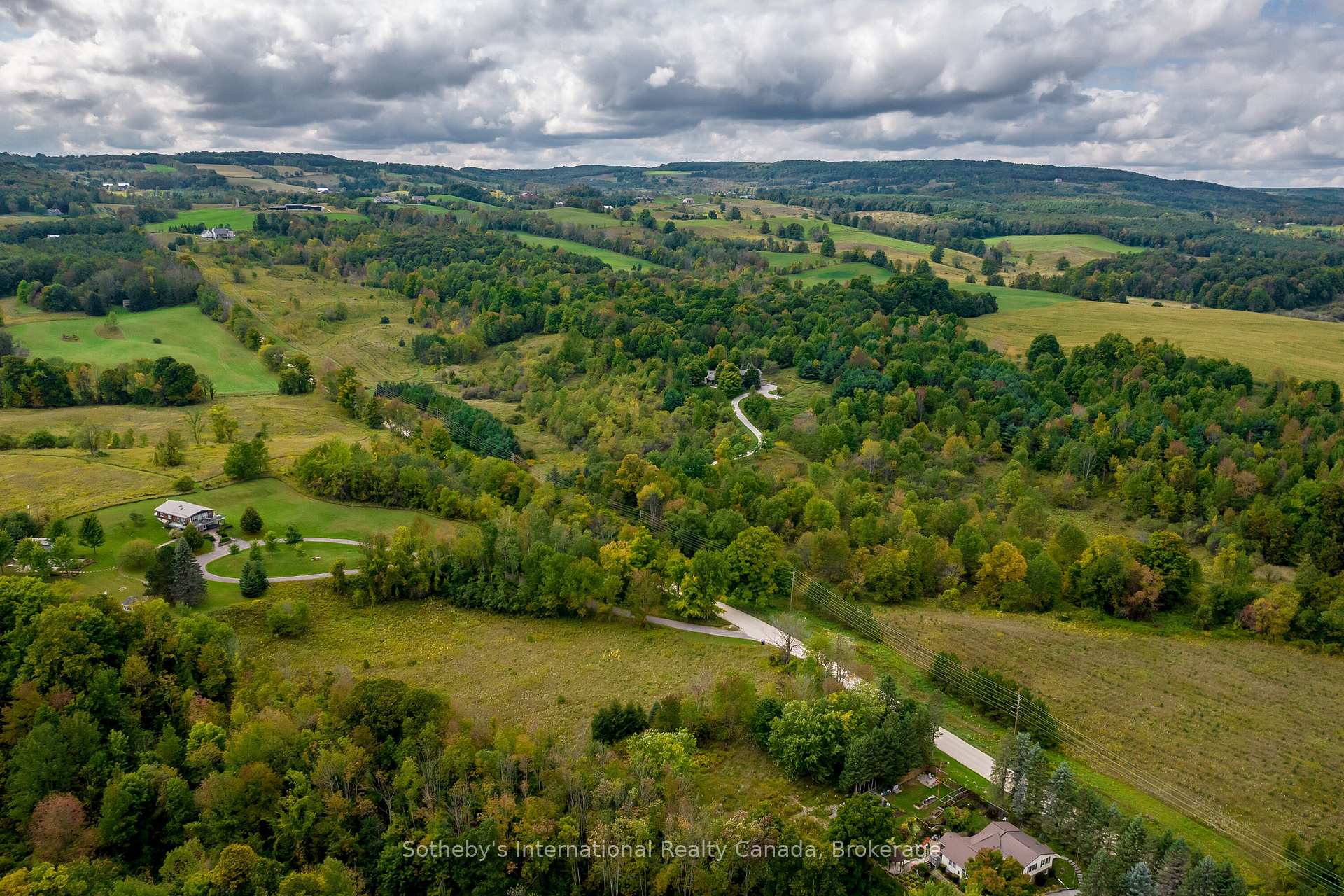 Photo 12 of 8383 9 County Road, Clearview, Rural Clearview — HOMEH