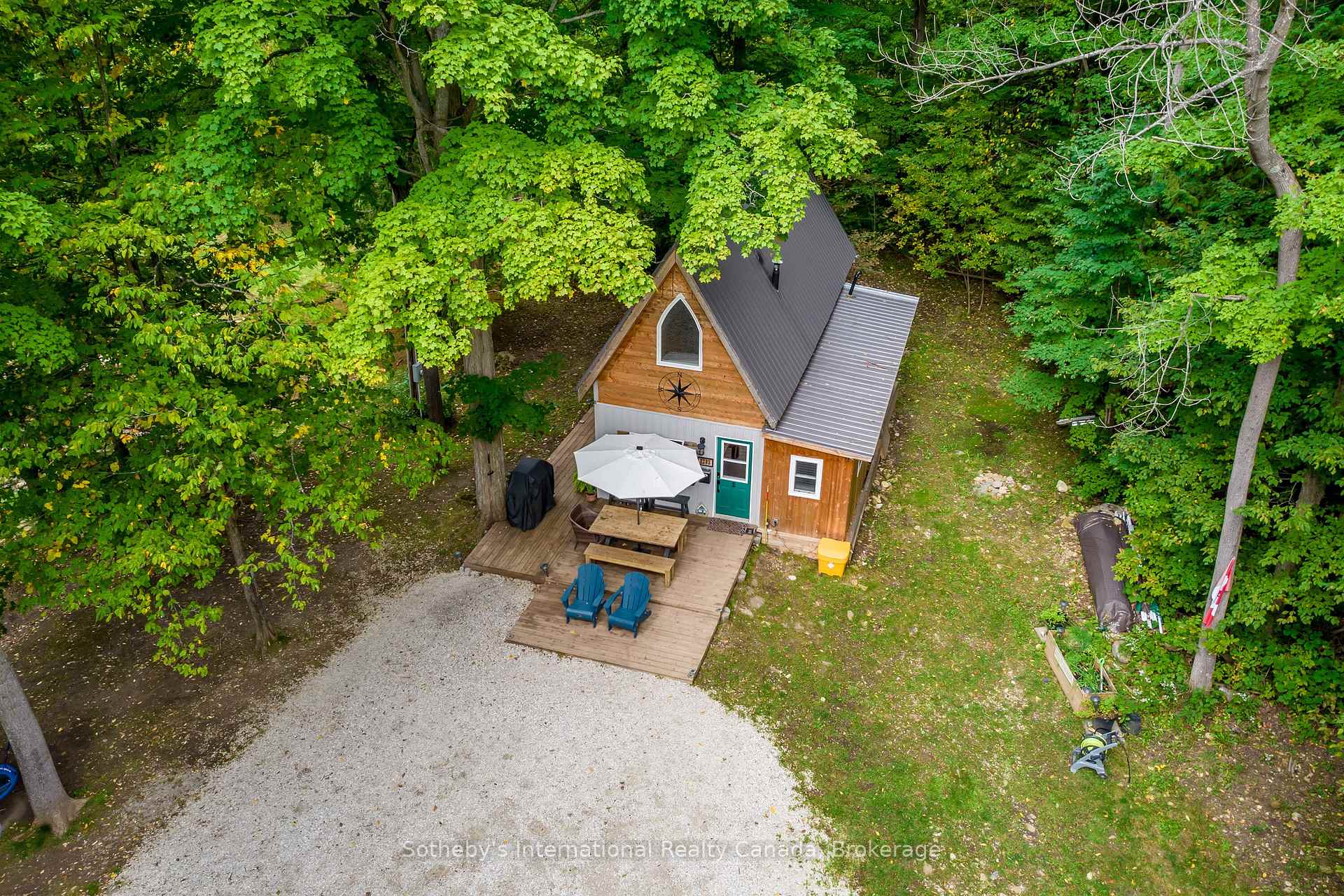 Photo 14 of 8383 9 County Road, Clearview, Rural Clearview — HOMEH