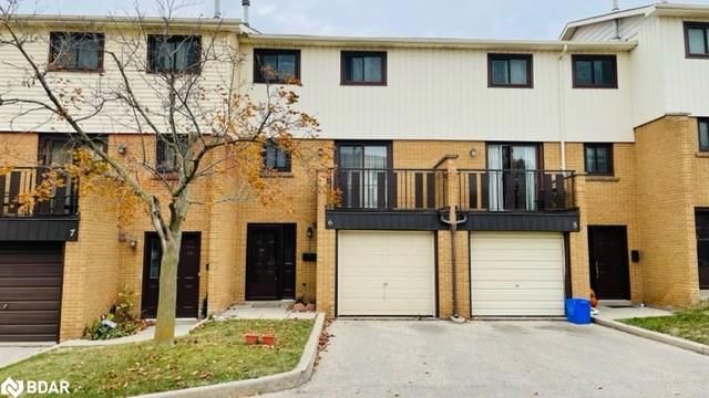 Front of Unit 6, 190 Grulke Street