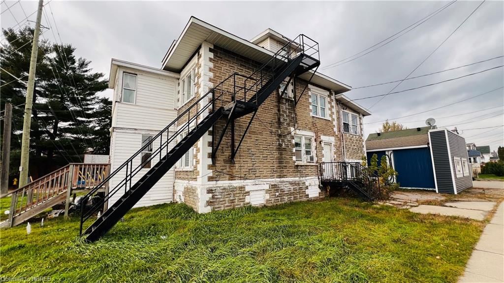 Photo 5 of 1150 Ferguson Street, North Bay, Central — HOMEH