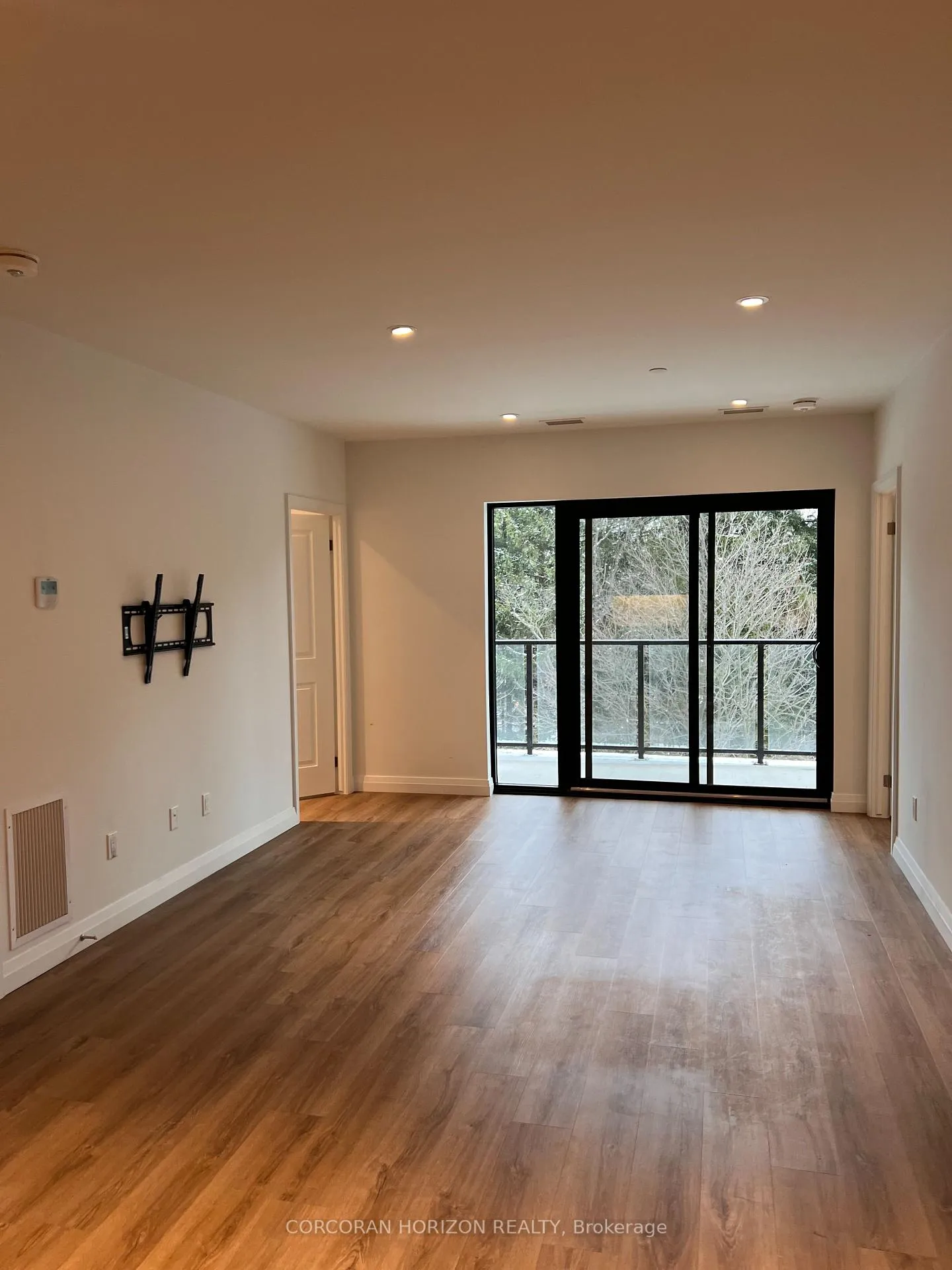 Photo 9 of Unit 309, 525 New Dundee Road, Kitchener, Doon South — HOMEH