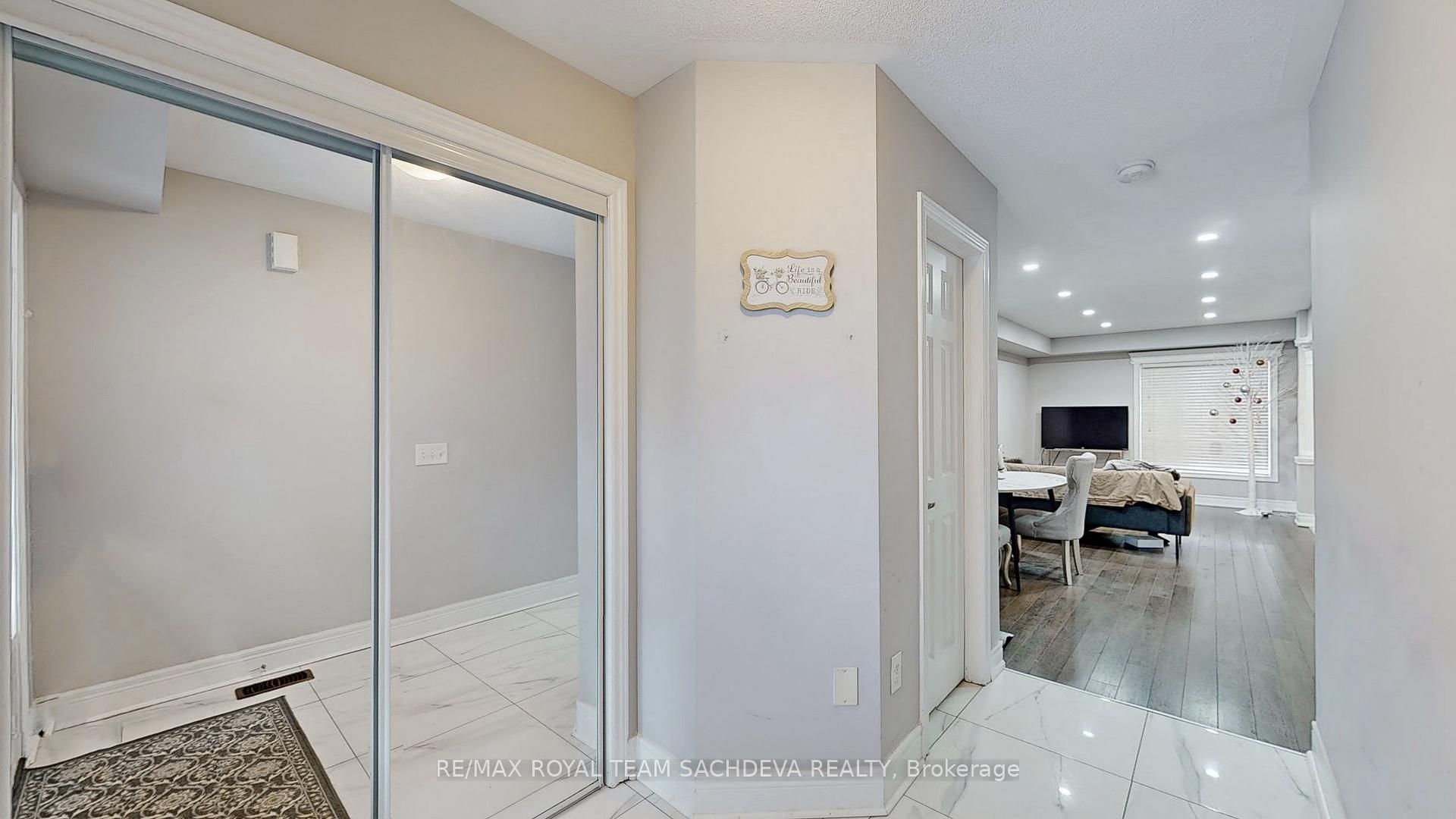 Photo 20 of 56 Dewell Crescent, Clarington, Courtice — HOMEH