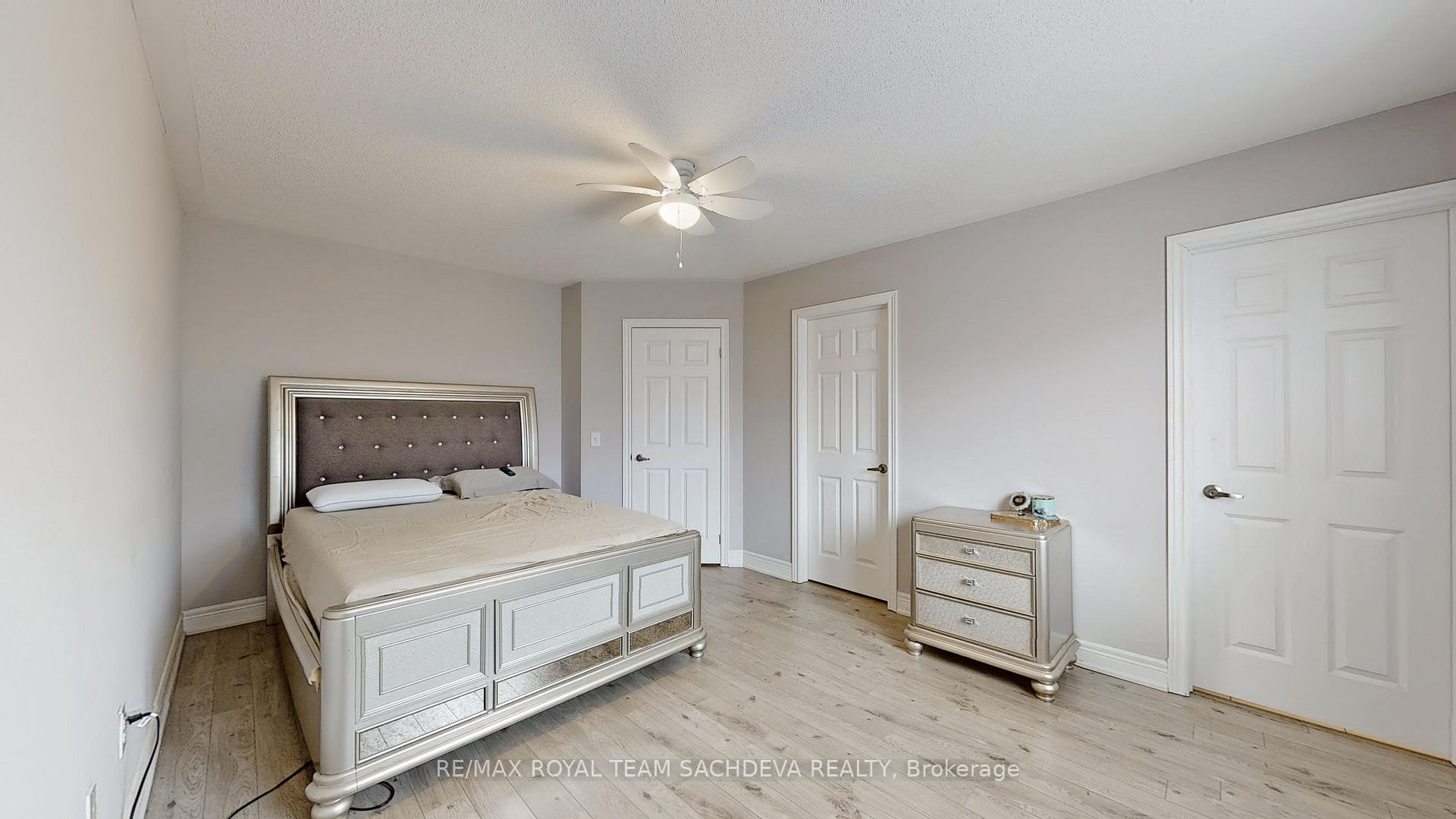 Photo 26 of 56 Dewell Crescent, Clarington, Courtice — HOMEH