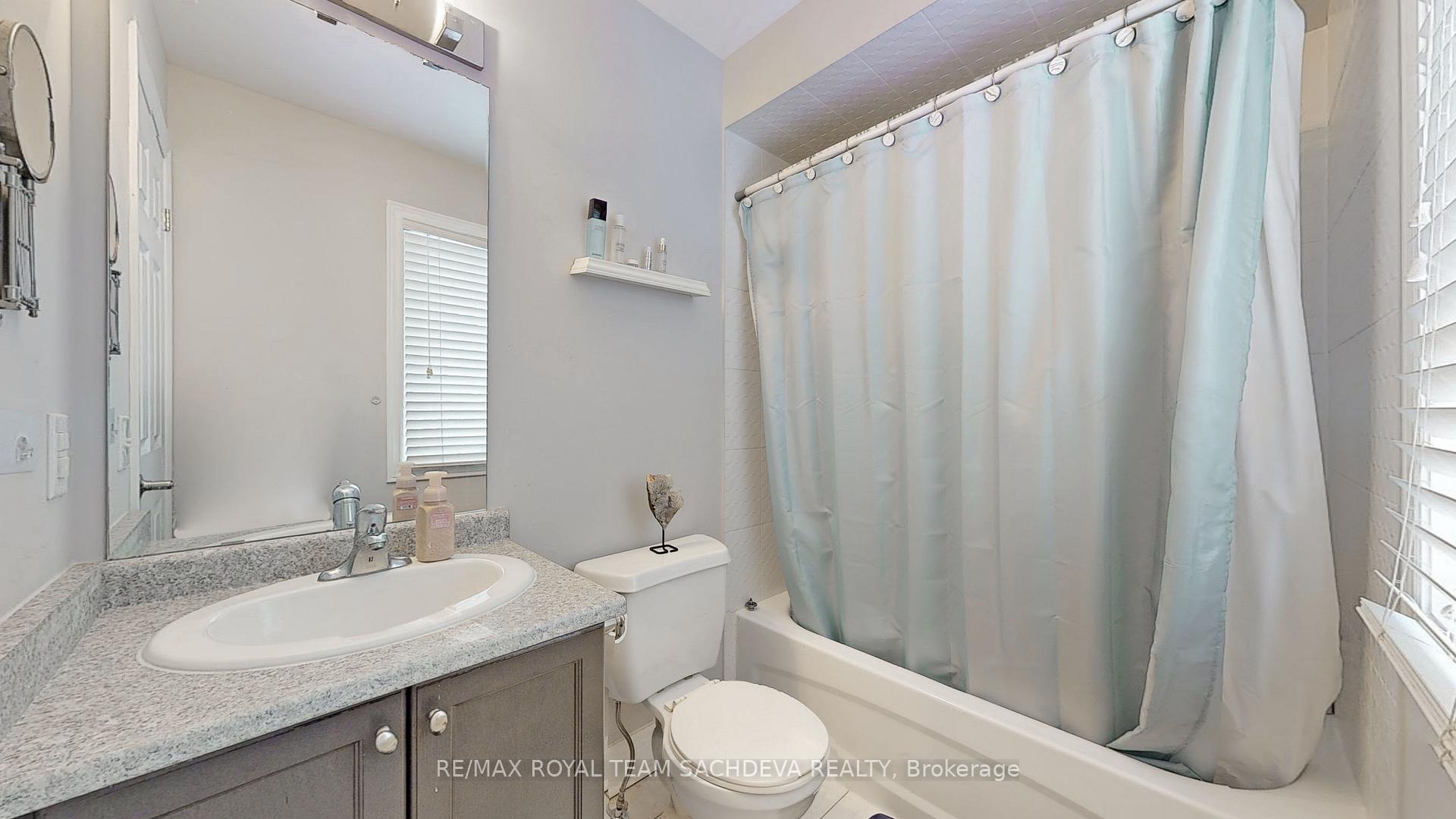 Photo 27 of 56 Dewell Crescent, Clarington, Courtice — HOMEH
