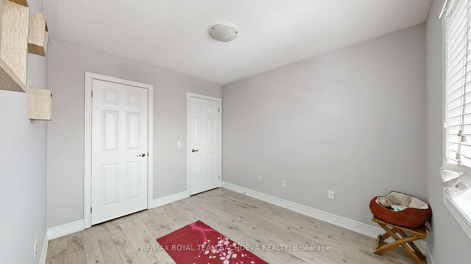 Photo 34 of 56 Dewell Crescent, Clarington, Courtice — HOMEH