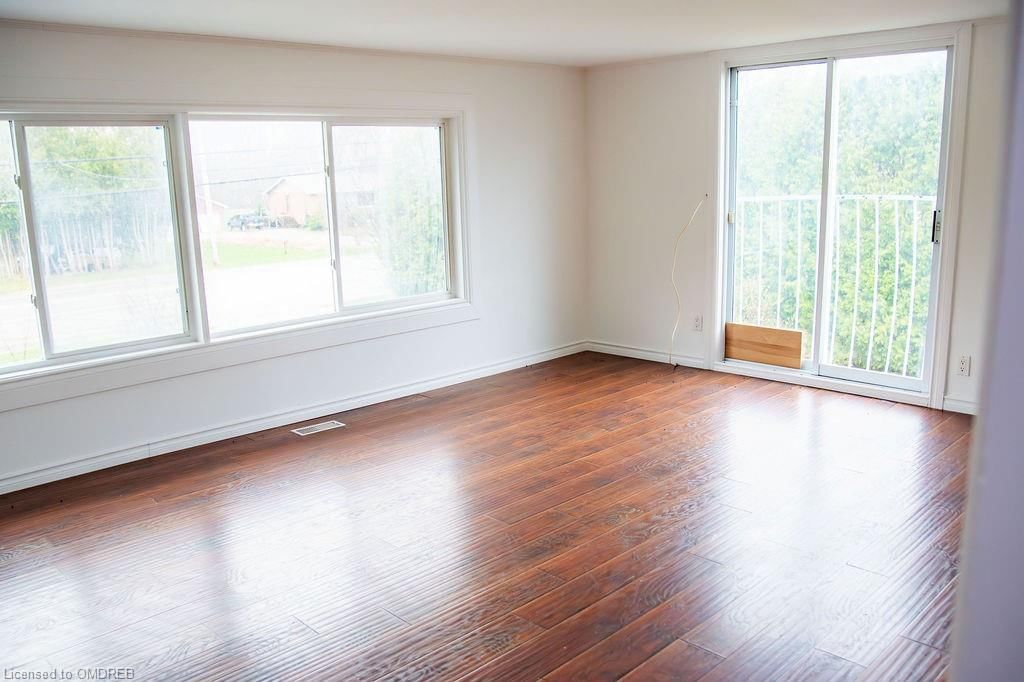 Photo 10 of 84 Balm Beach Road E, Tiny — HOMEH