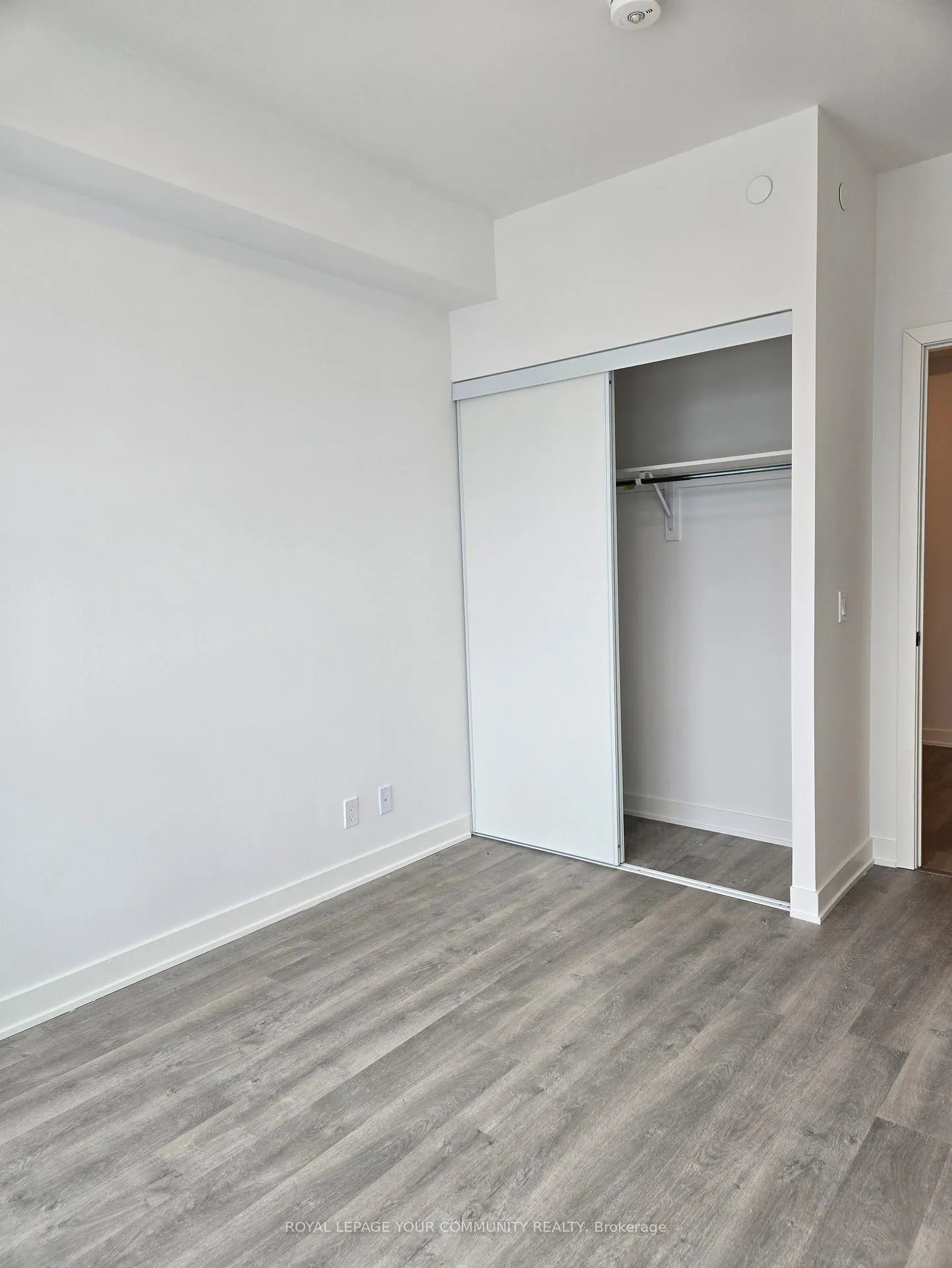 Photo 12 of Unit 611A, 30 Upper Mall Way, Vaughan, Brownridge — HOMEH
