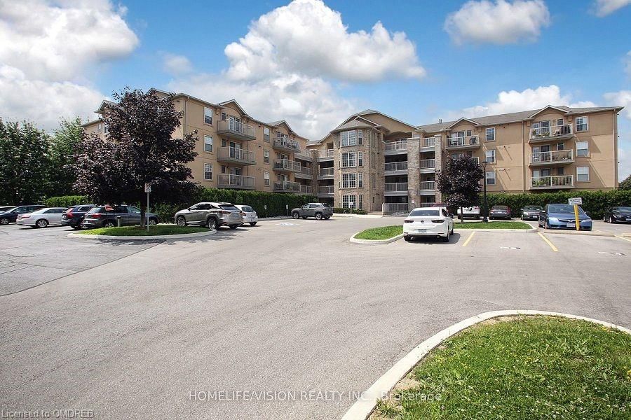 Front of Unit 105, 1490 Bishops Gate