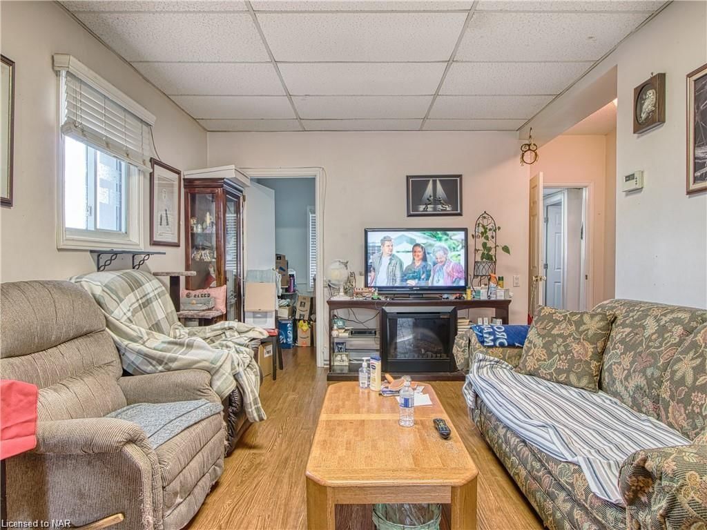 Photo 6 of 243 Ontario Street, St. Catharines, Downtown — HOMEH