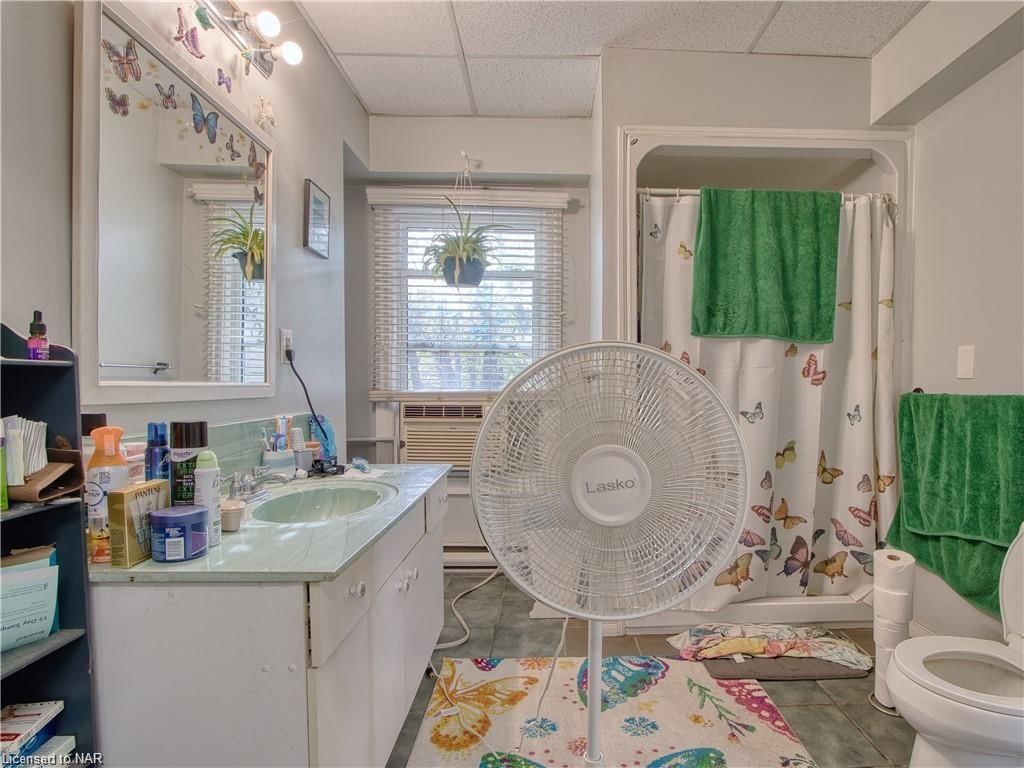 Photo 10 of 243 Ontario Street, St. Catharines, Downtown — HOMEH