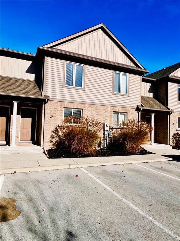 Front of Unit 37, 6118 Kelsey Crescent