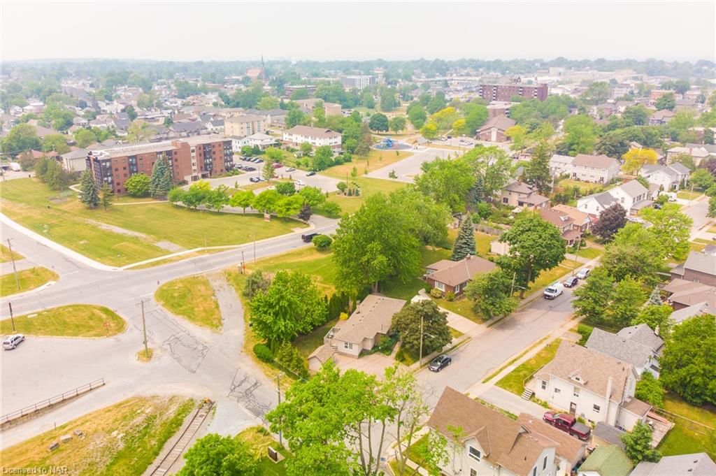 Photo 4 of 16 Ormond Street S, Thorold, Thorold Downtown — HOMEH