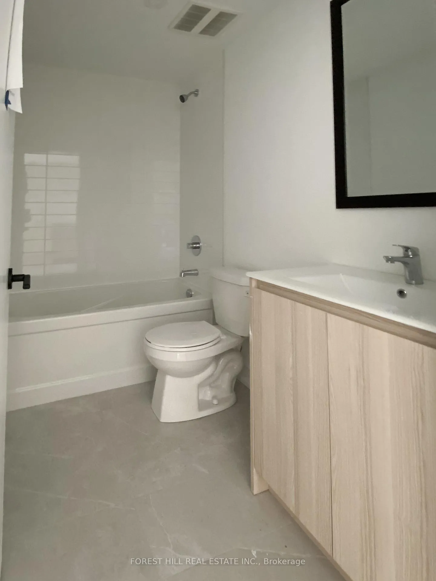 Photo 12 of Unit 512, 2000 Bathurst Street, Toronto, Humewood-Cedarvale — HOMEH