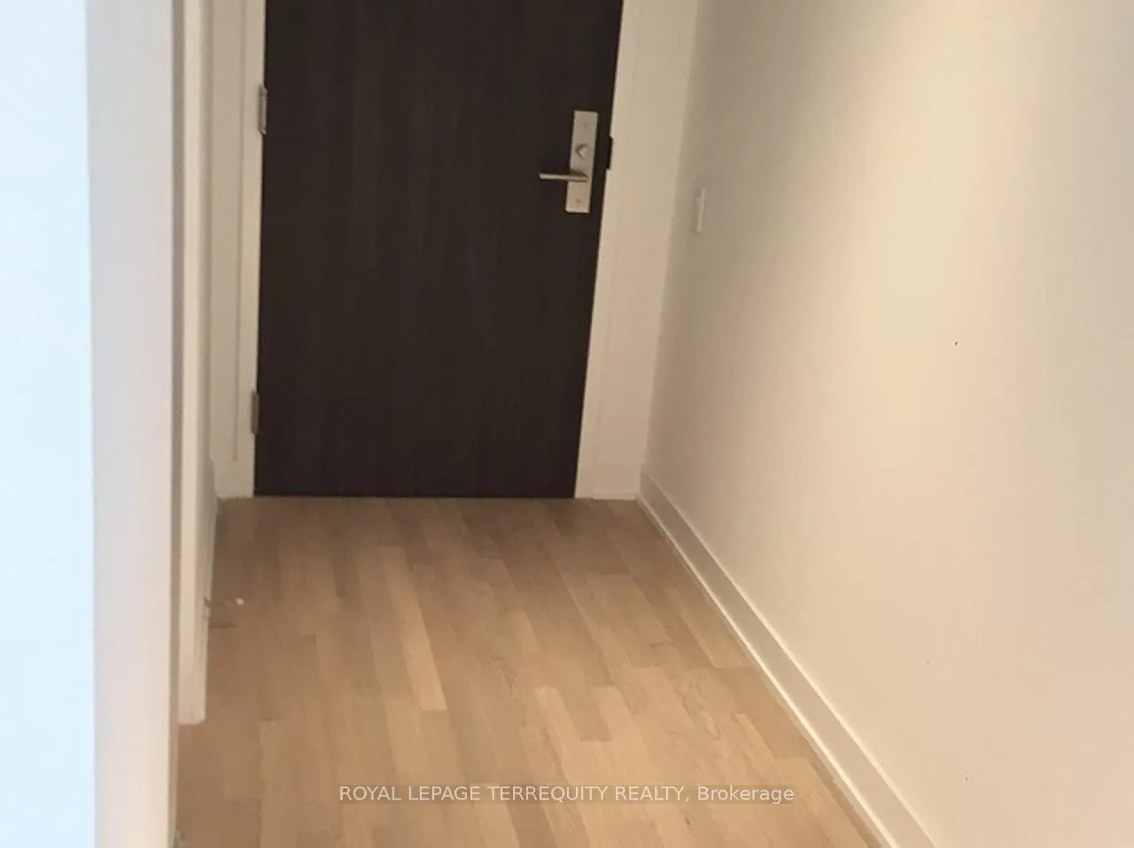 Photo 5 of Unit 1510, 185 Roehampton Avenue, Toronto, Mount Pleasant West — HOMEH