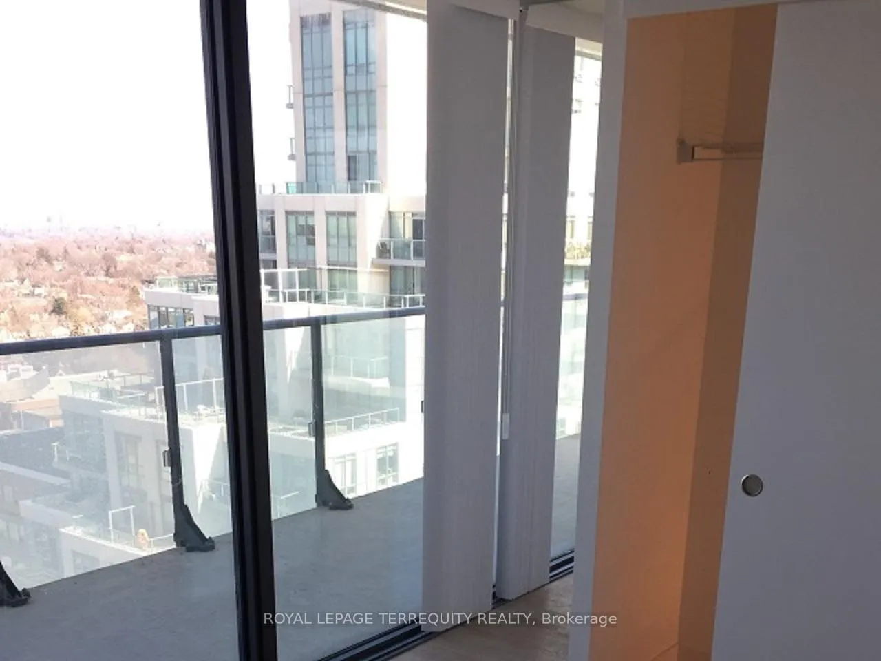 Photo 15 of Unit 1510, 185 Roehampton Avenue, Toronto, Mount Pleasant West — HOMEH